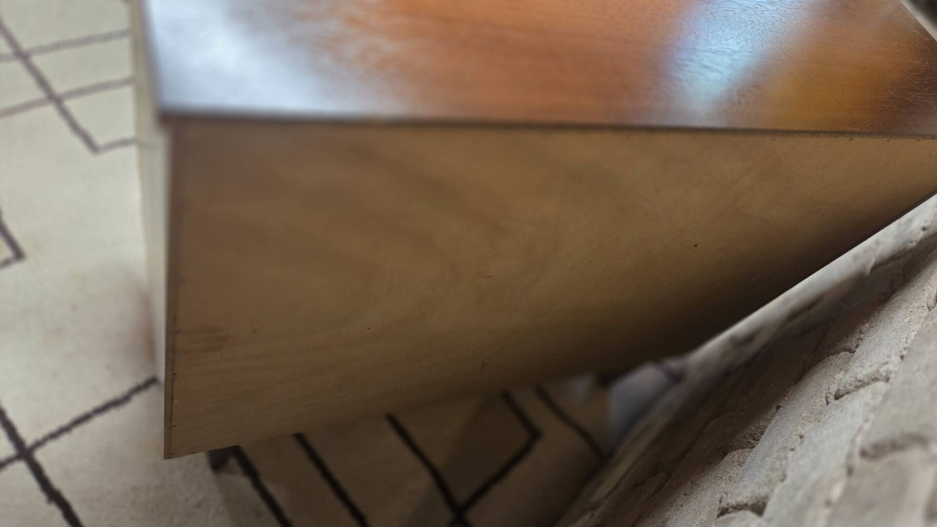Commode vintage 4 tiroirs en bois – années 60/70