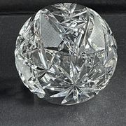 Cendrier boule individuel en cristal taillé - XXème
