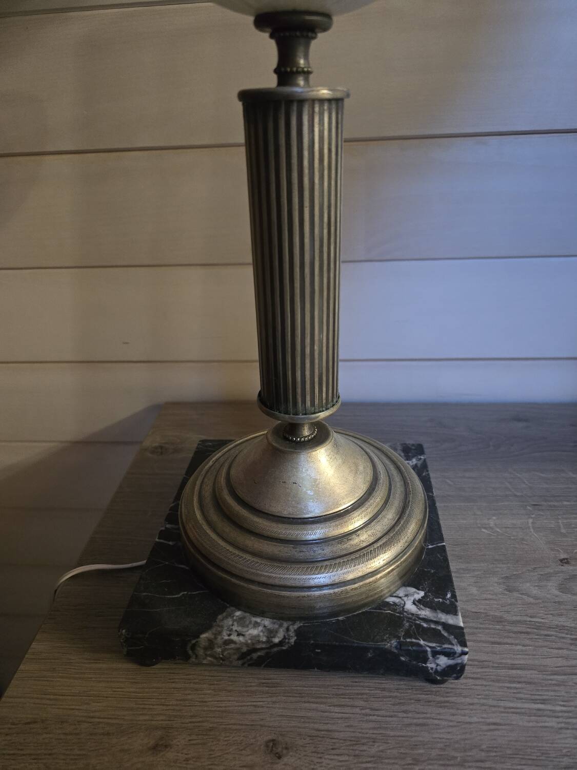 Notary lamp, white opaline, patinated metal and marble.