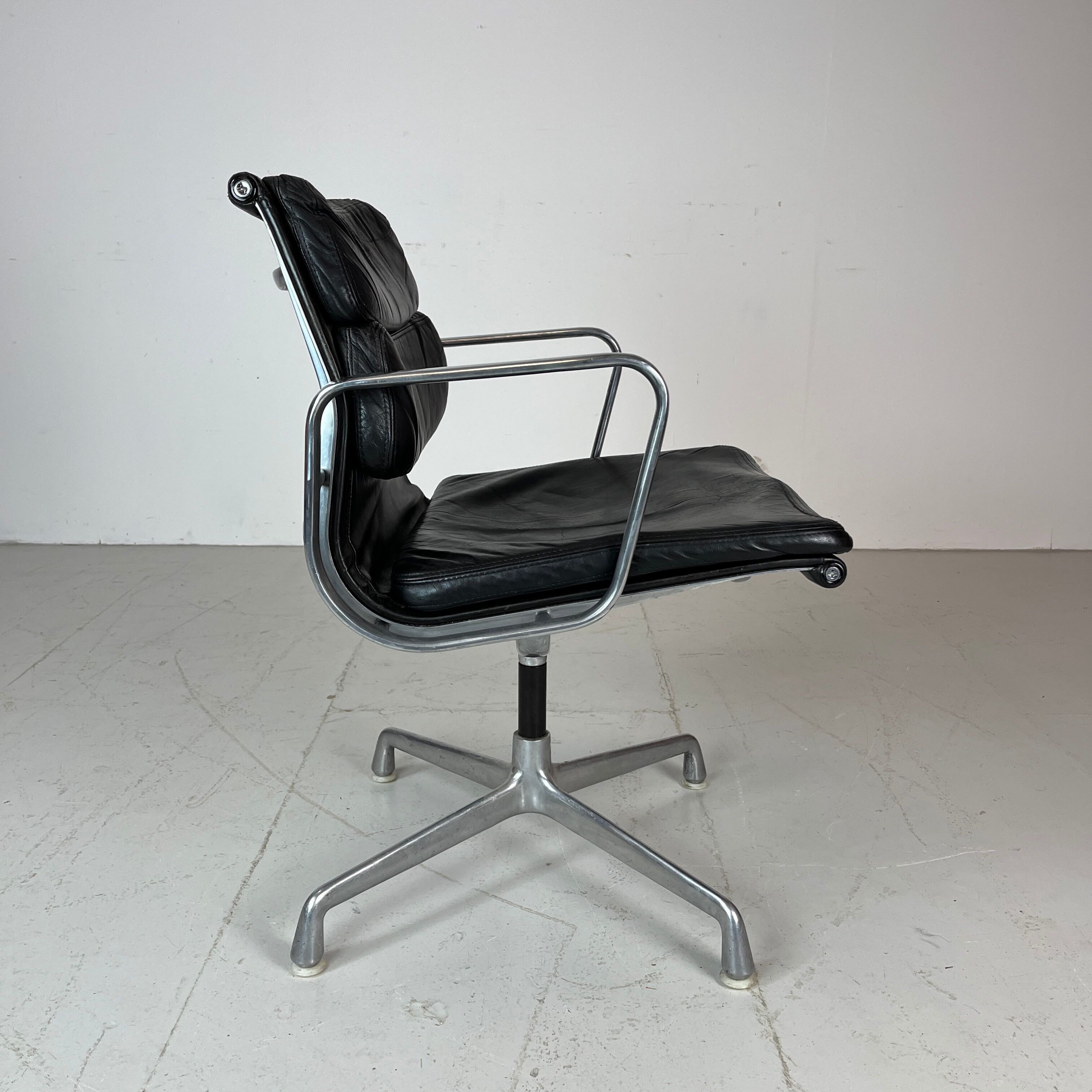 Soft Pad chair by Charles & Ray Eames Herman Miller edition
