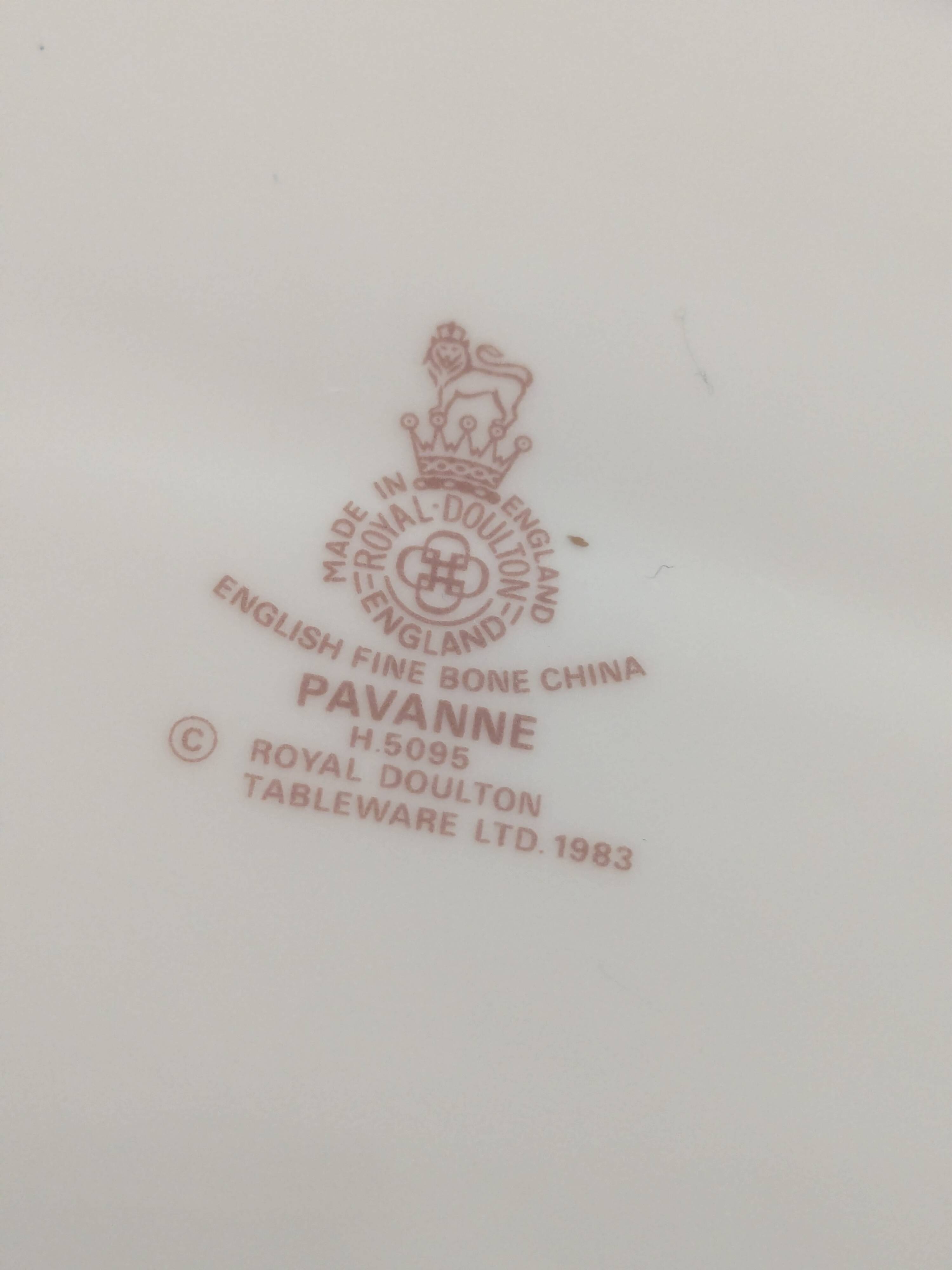 Royal Doulton porcelain service