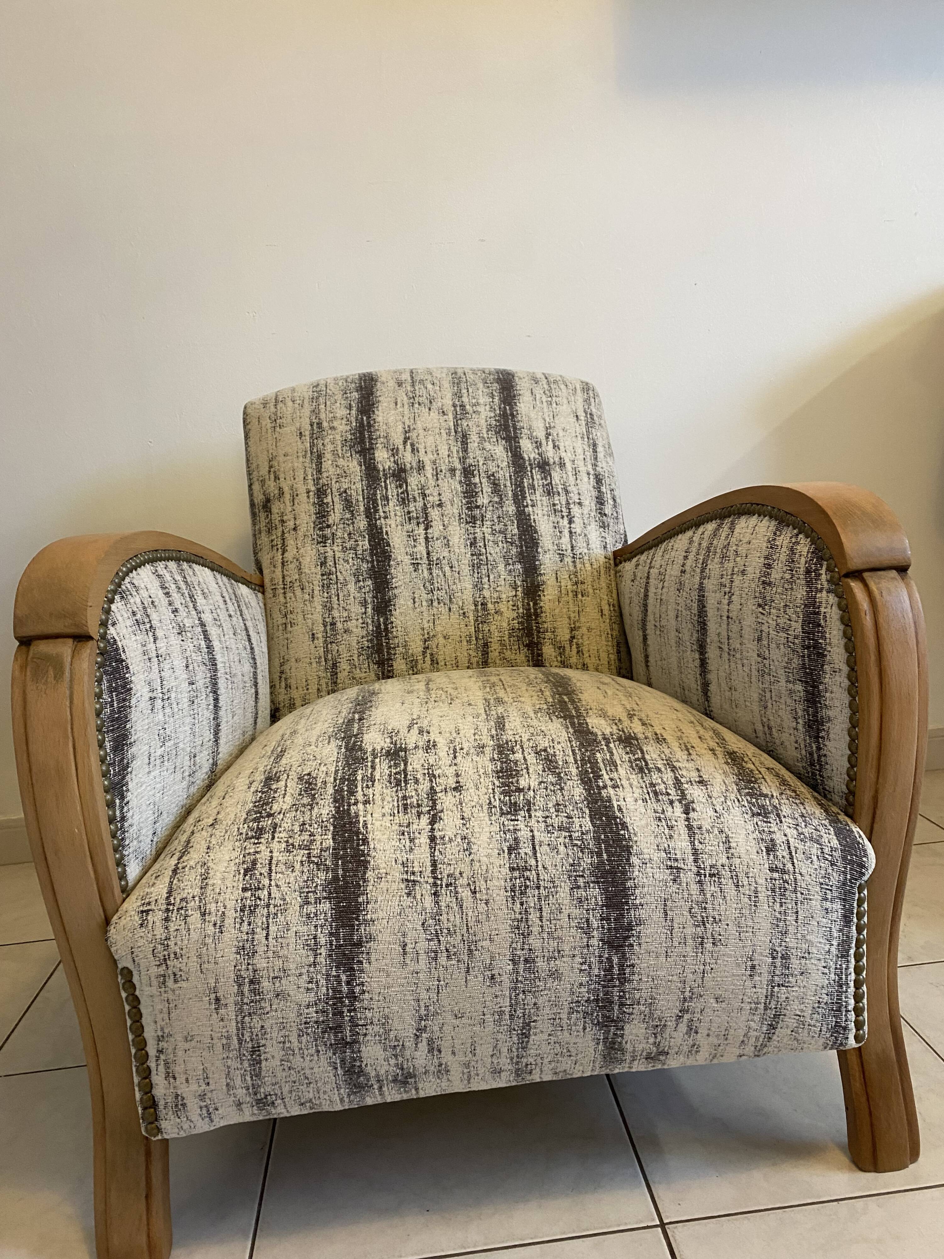 Fauteuil Art Déco en tissu vert