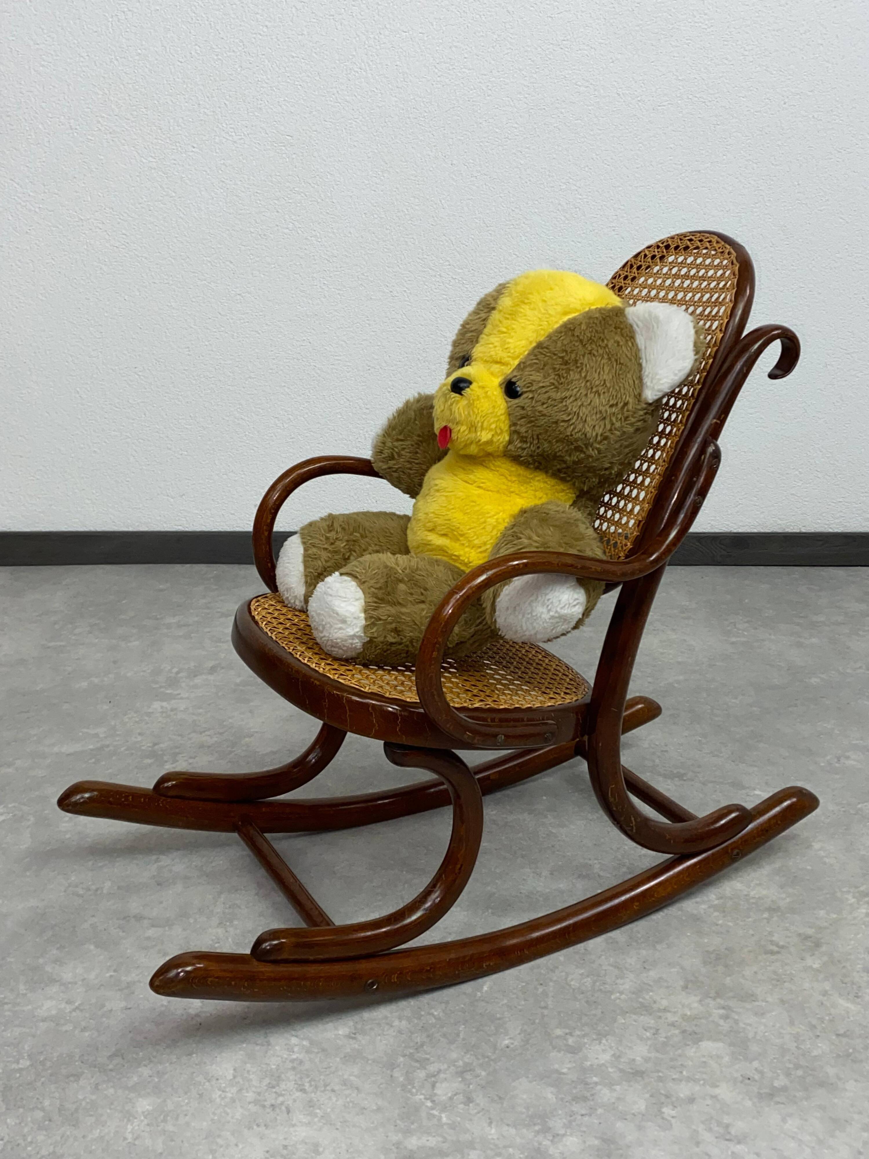 Children's rocking chair no. 2 by Thonet
