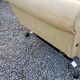 Fauteuils et canapé des années 60/70 en moleskine et piètement chromé sur ressorts
