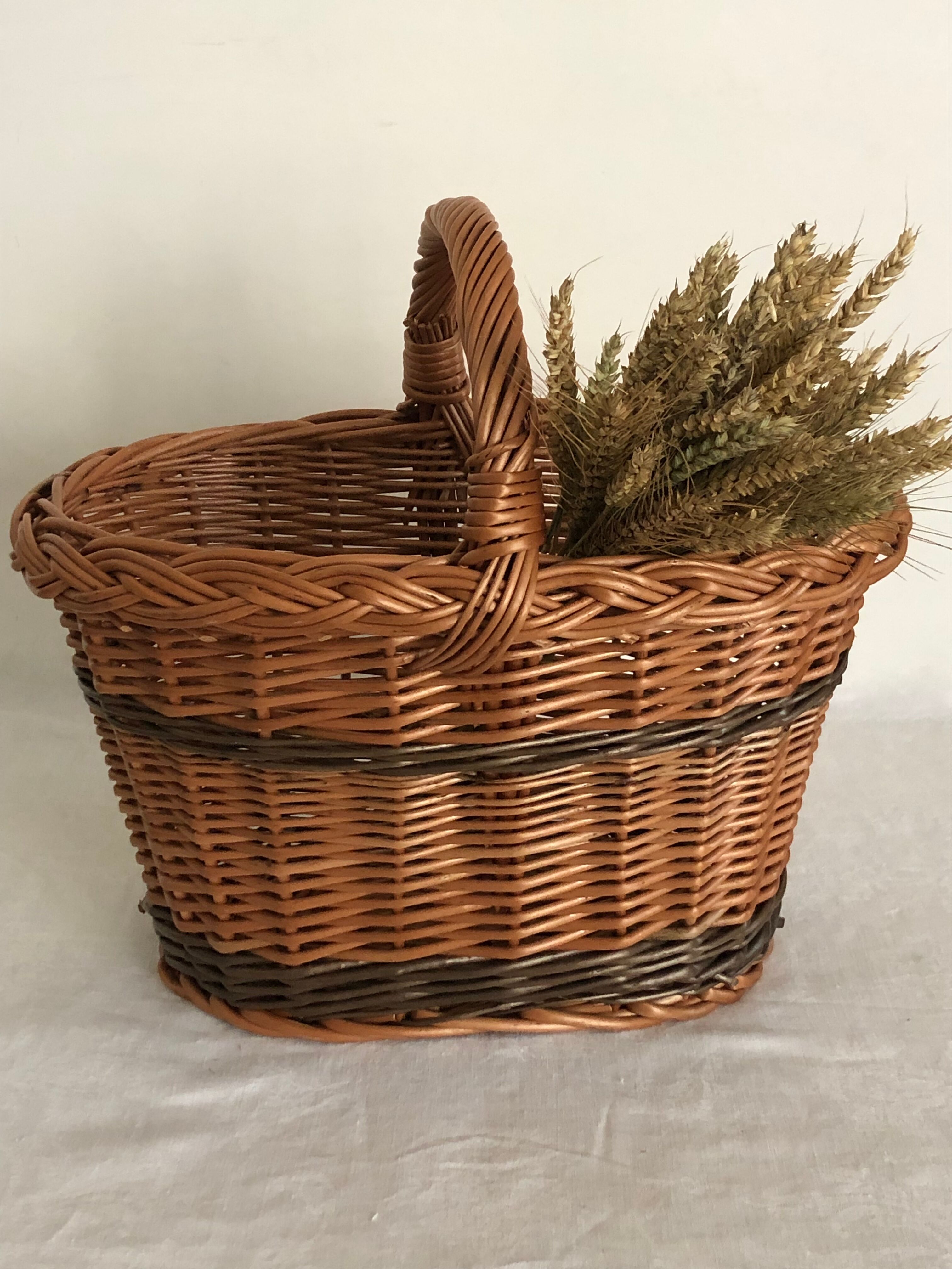 Two-tone braided wicker basket
