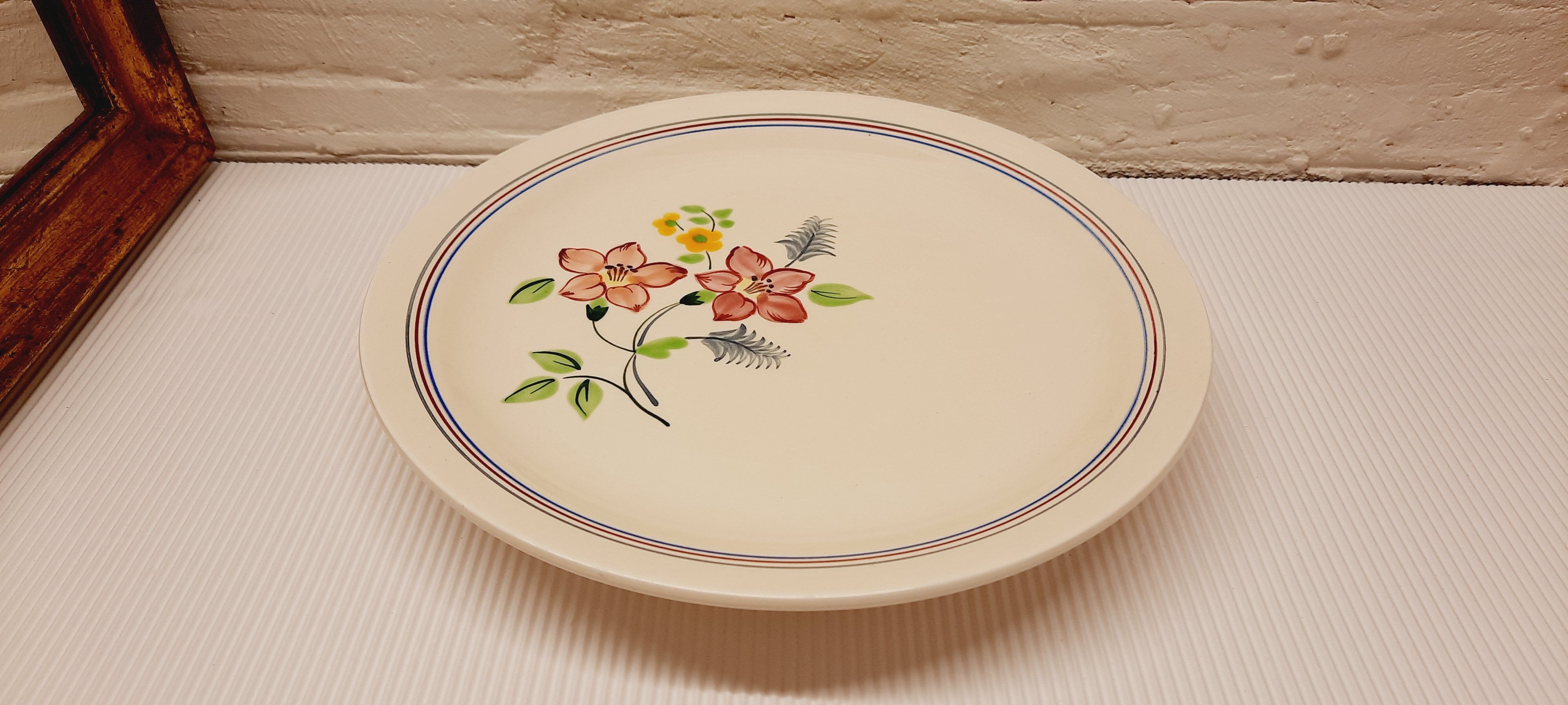 Cake dish on piedouche Salins