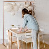 Table de ferme en bois – pied crème
