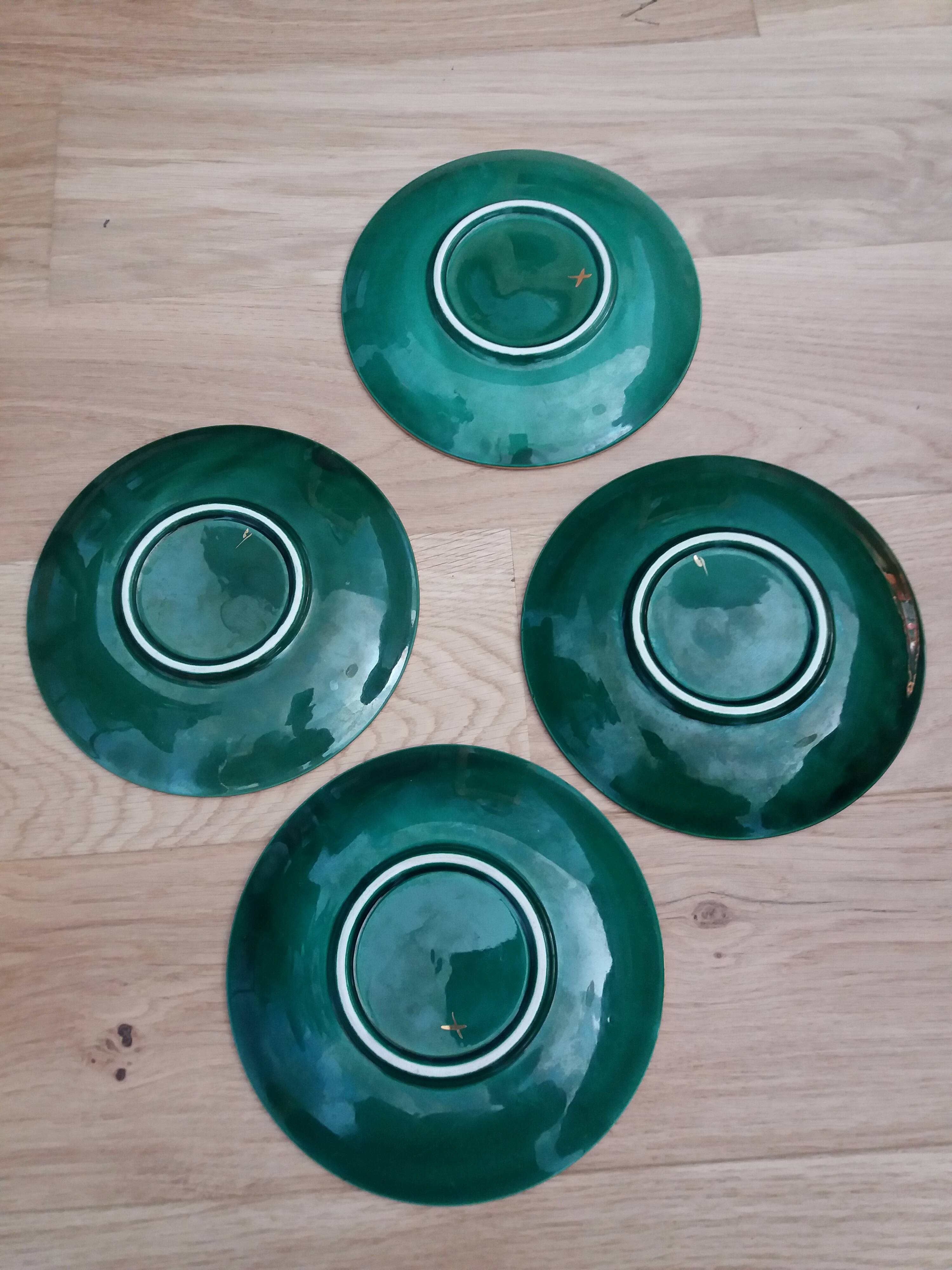 Dessert or cheese set, dish and 4 plates, Saint Clément green and gold