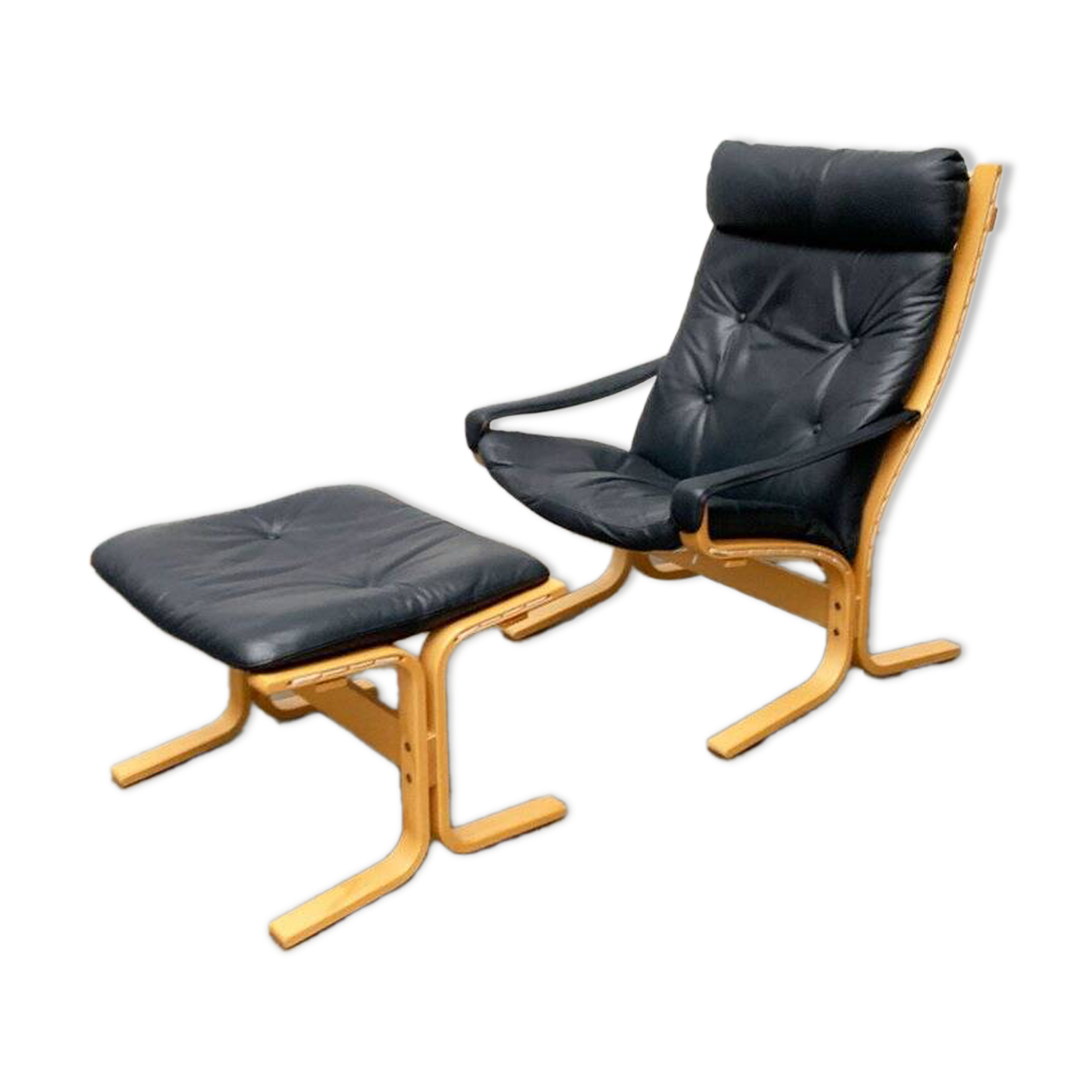 Siesta lounge chair set in Norwegian leather with ottoman by Ingmar Relling for Ekornes