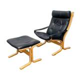 Siesta lounge chair set in Norwegian leather with ottoman by Ingmar Relling for Ekornes