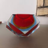 Empty pocket in Murano glass