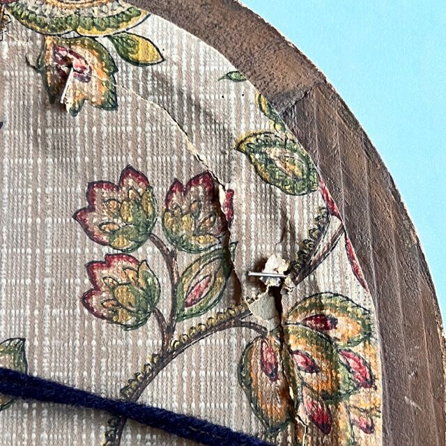 Witch's mirror with wood frame and curved ice