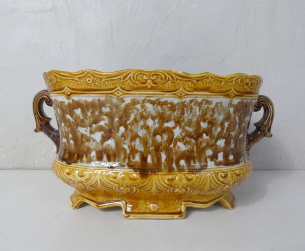 anciens cache-pots et jardinière faience barbotine