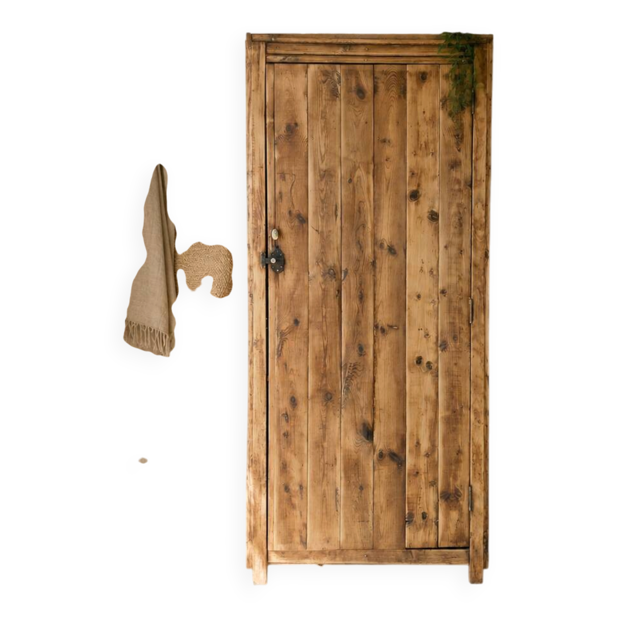 Grande bonnetière ancienne en bois massif – Pièce authentique