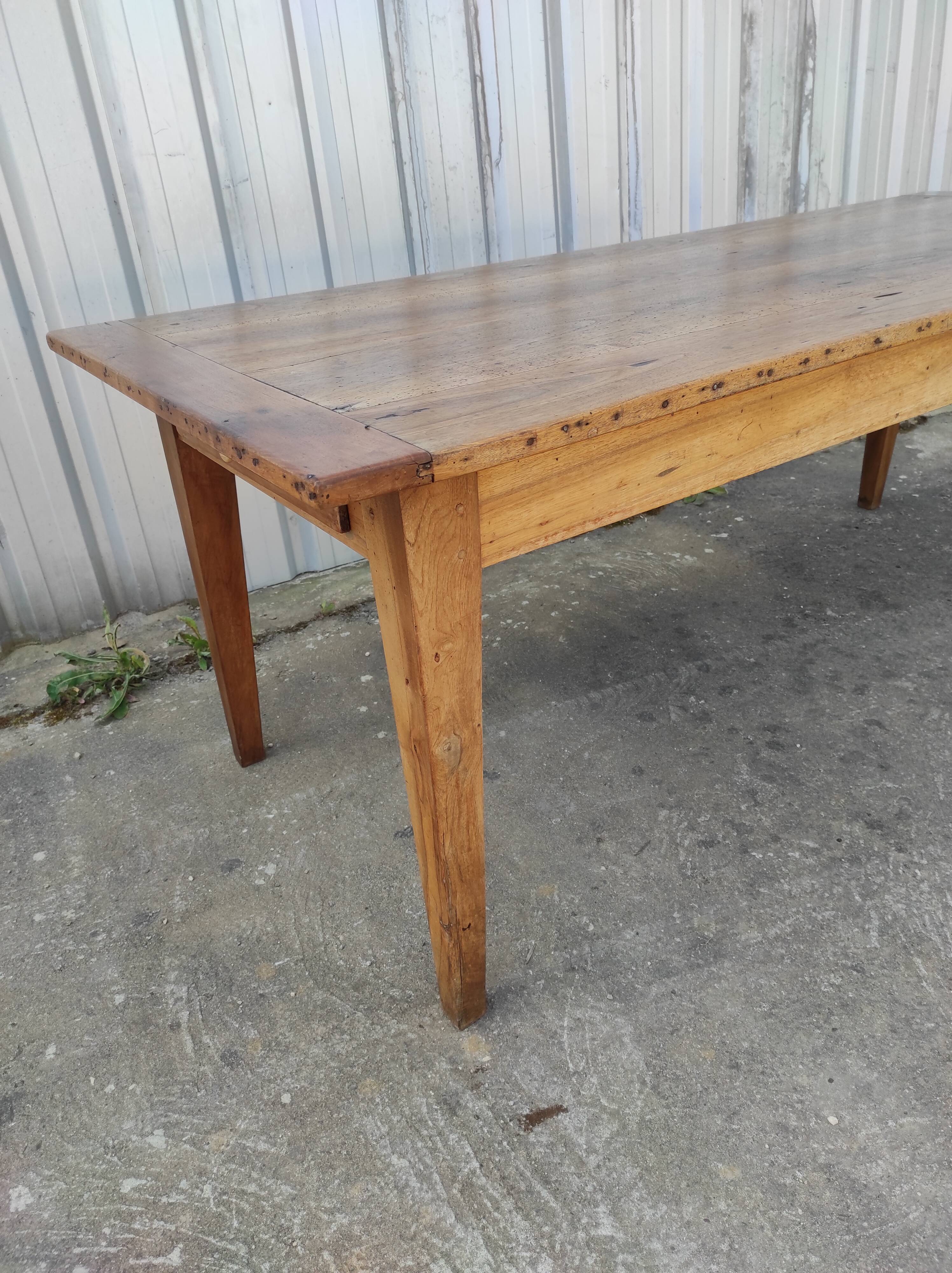 Farmhouse table in blond walnut 200 cm