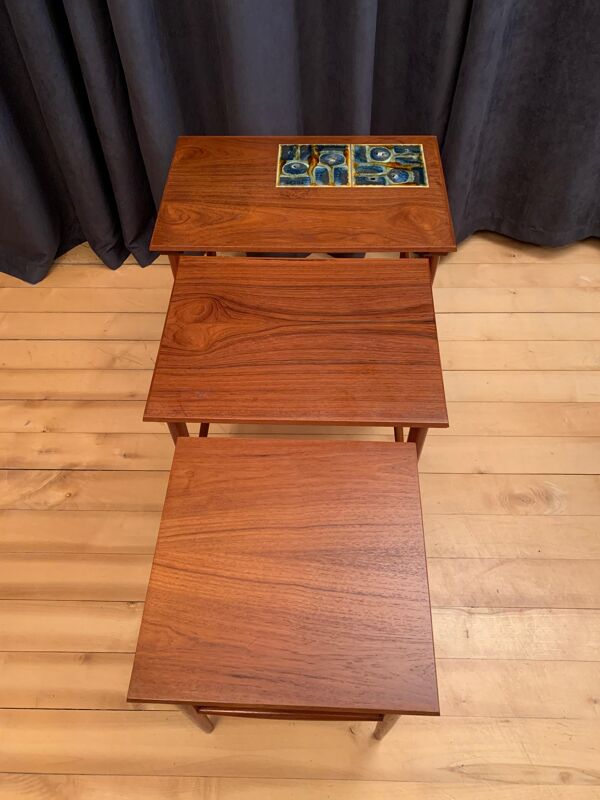 Ensemble de trois tables d’appoint Danemark années 1960