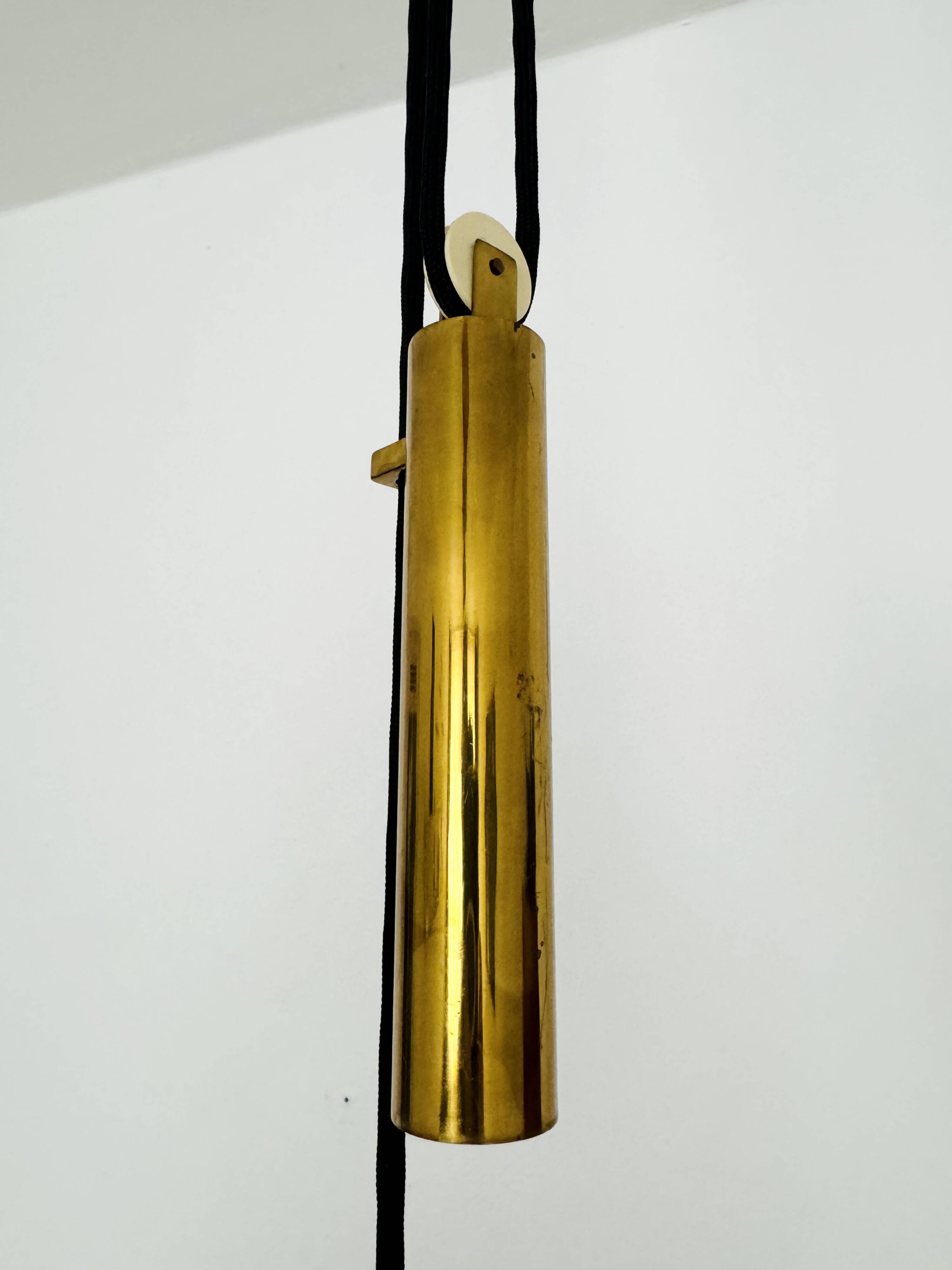 Pendant Lamp with Counterweight