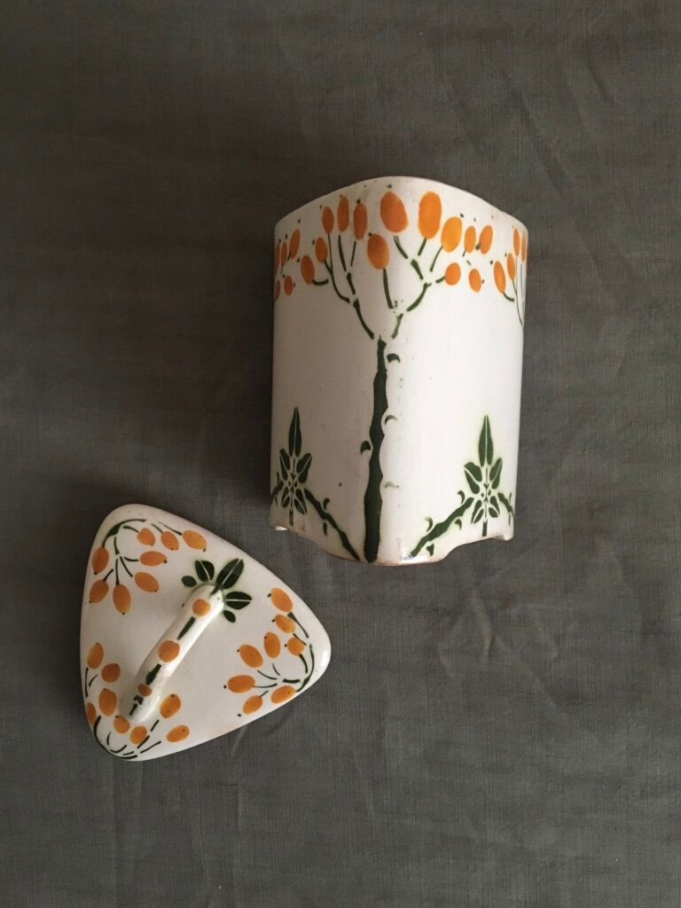 Creil earthenware tea pot, early 20th century