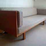 GE 259 daybed from Hans Wegner for Getama