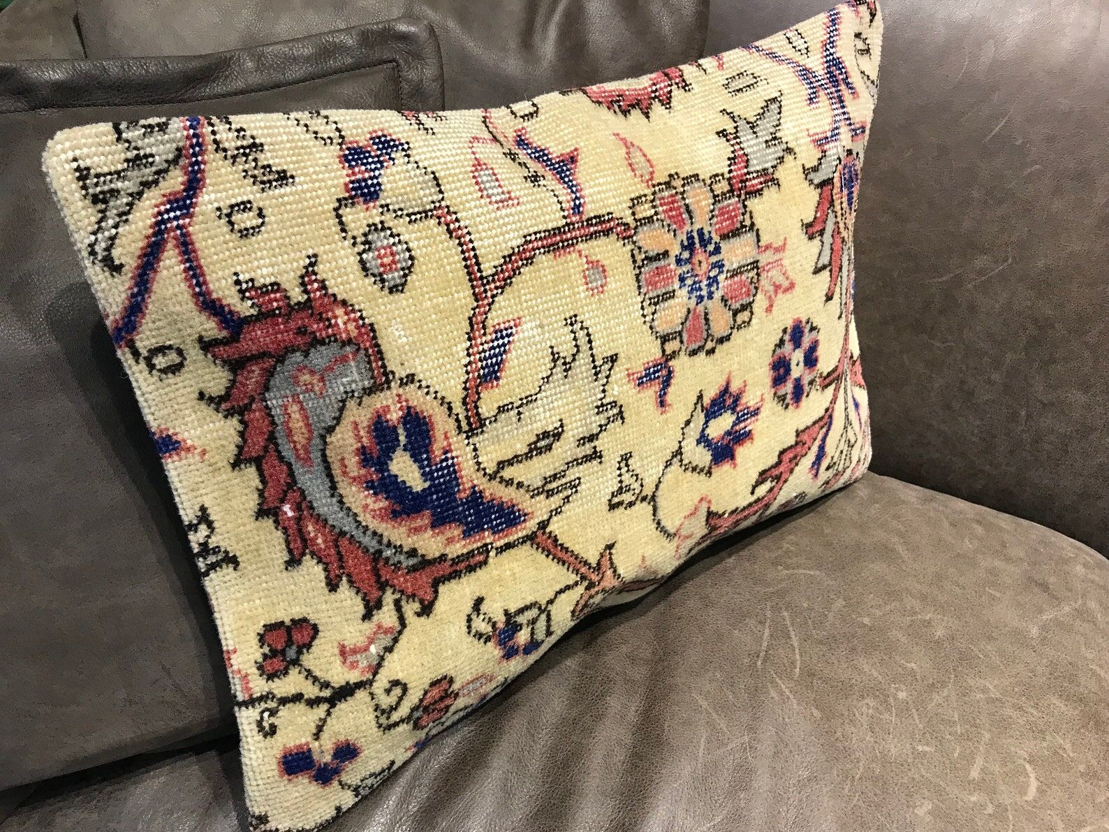 Handmade faded lumbar carpet pillow 40x60cm