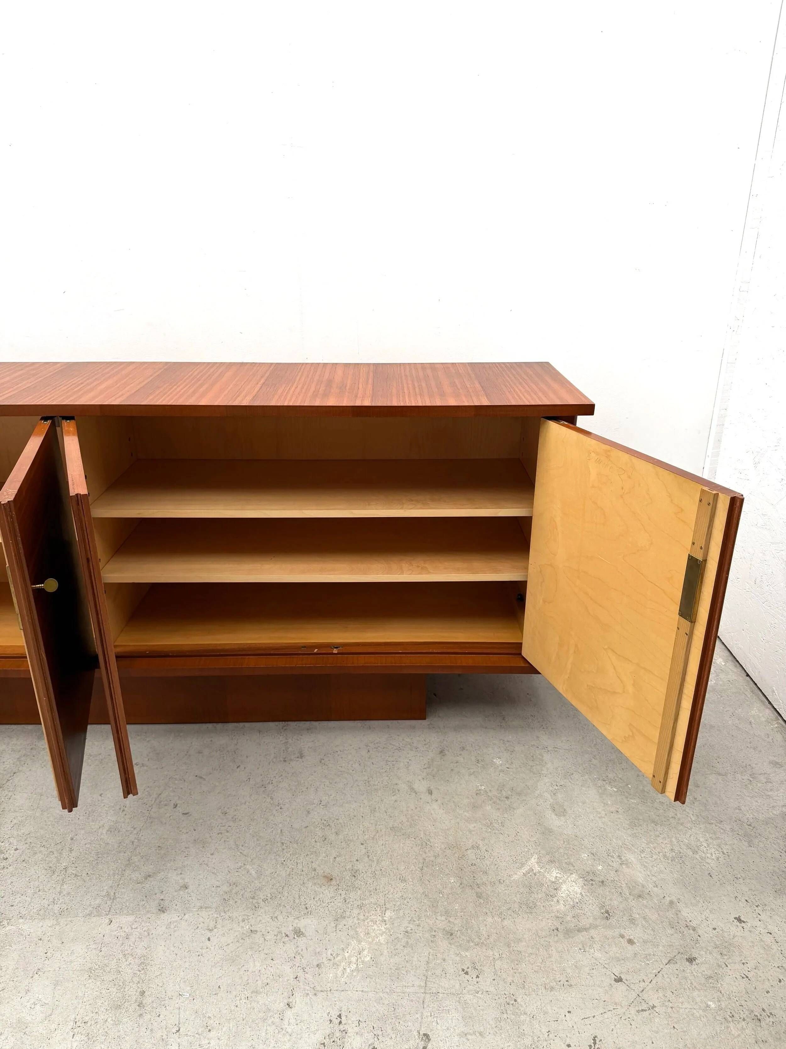 Enfilade by Robert DEBIEVE in mahogany veneer and brass, France 1950.