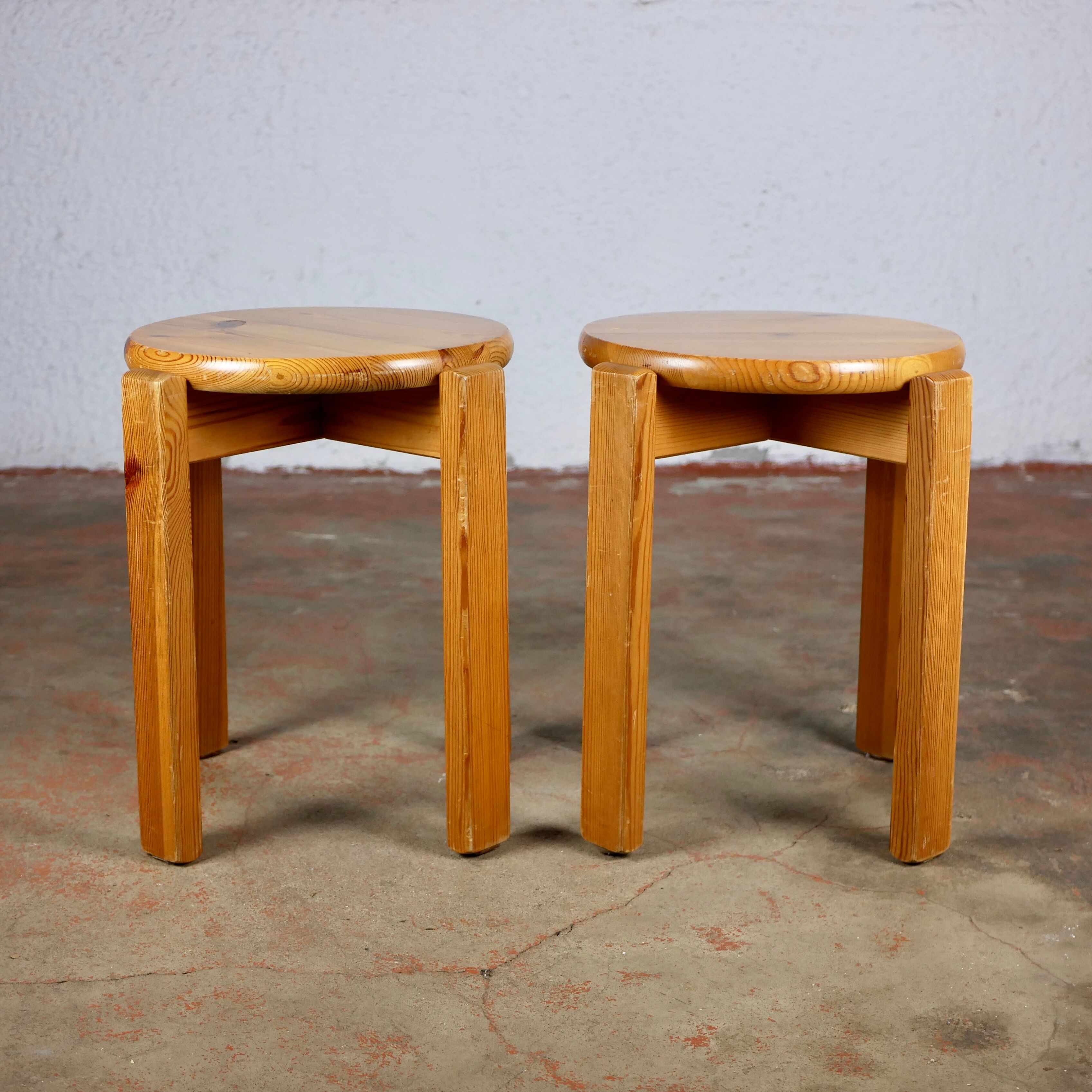 Pair of stackable pine stools