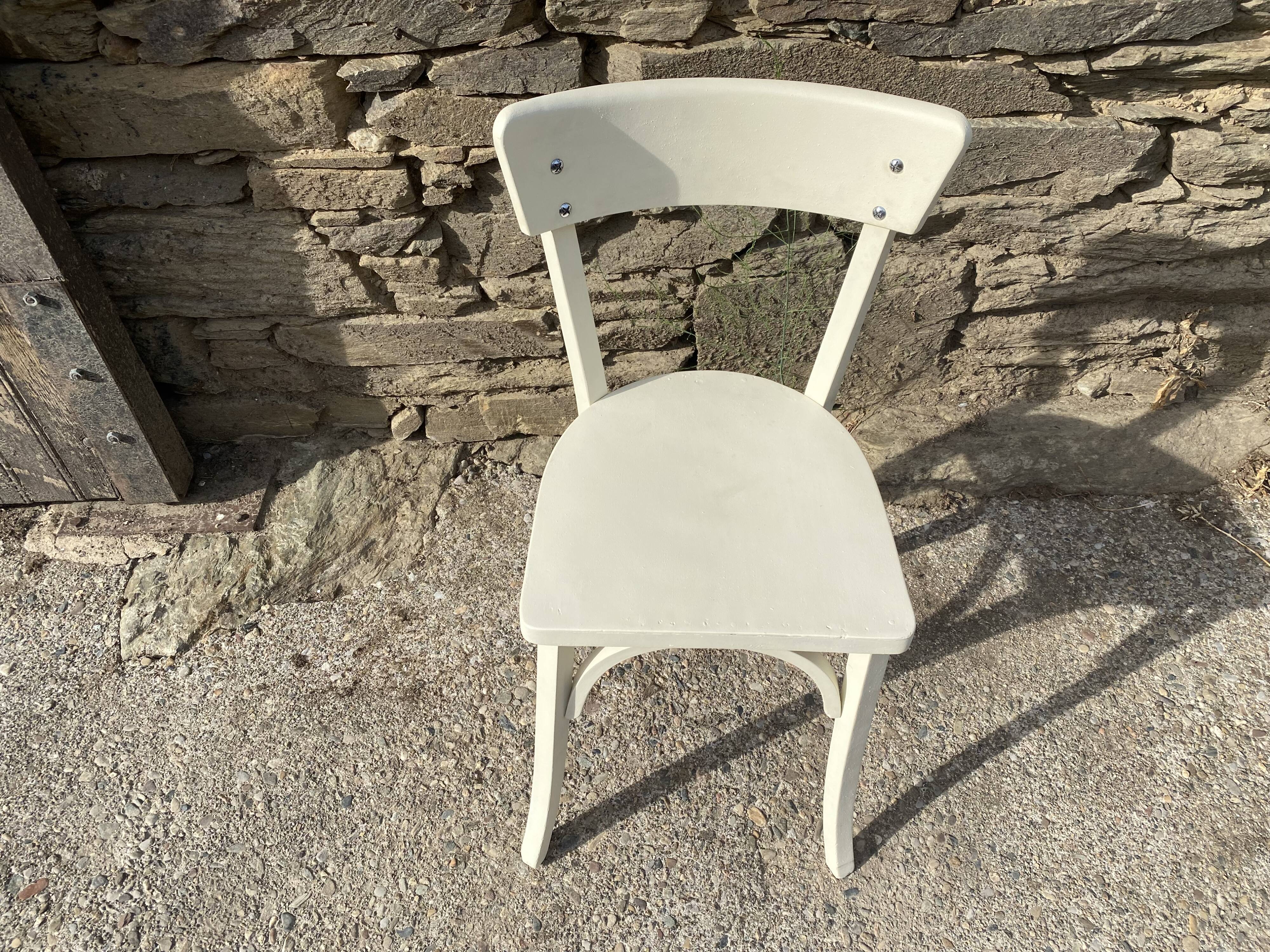 The Baumann Bistrot chair in beech and plywood