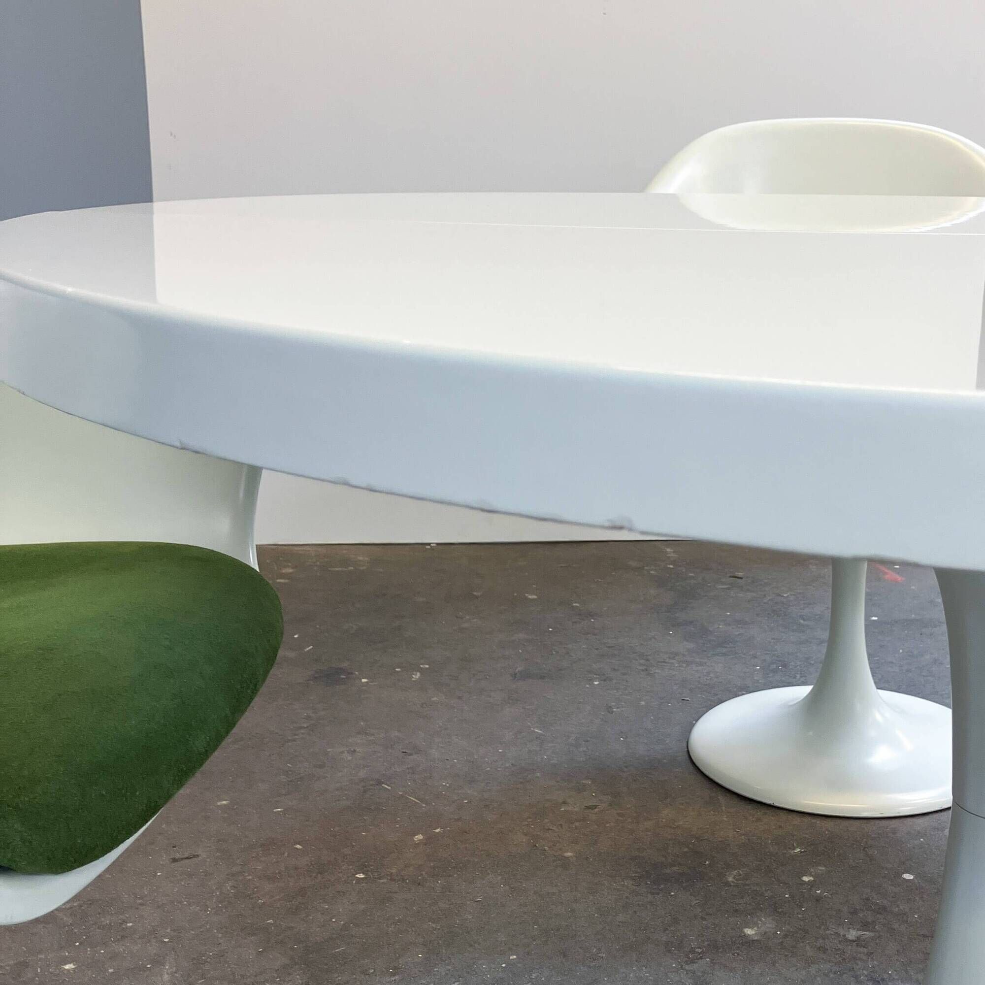Space-age design icons: ‘Set-Line’ dining set by K. Schäfer for Lübke, 1960s