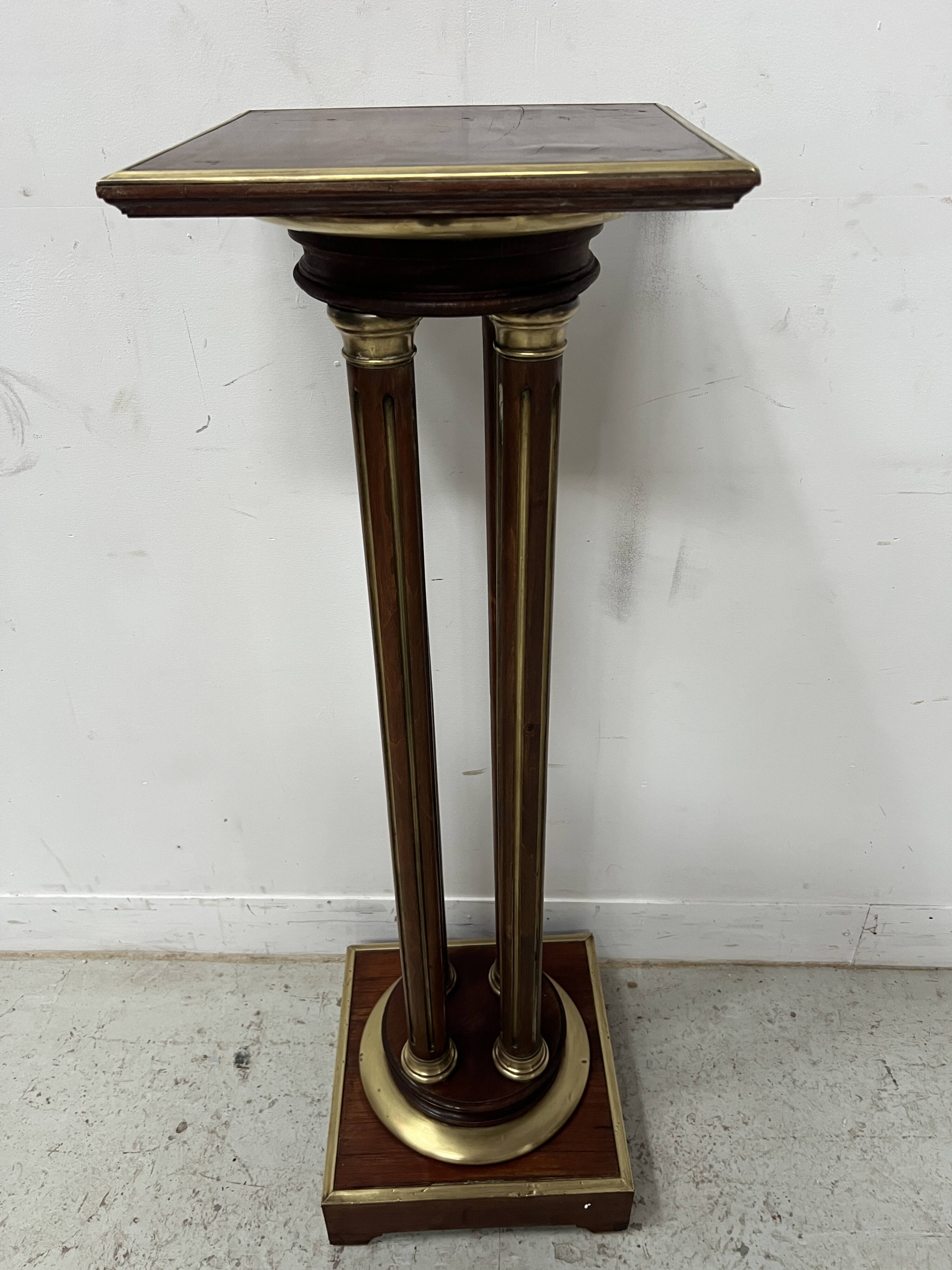 Napoleon III style mahogany display column, 20th century