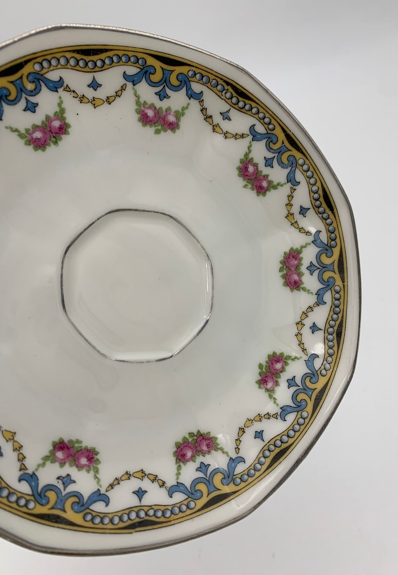 Large porcelain coffee service, 33 pieces, signed RAYNAUD - Cie Limoges - 1940s