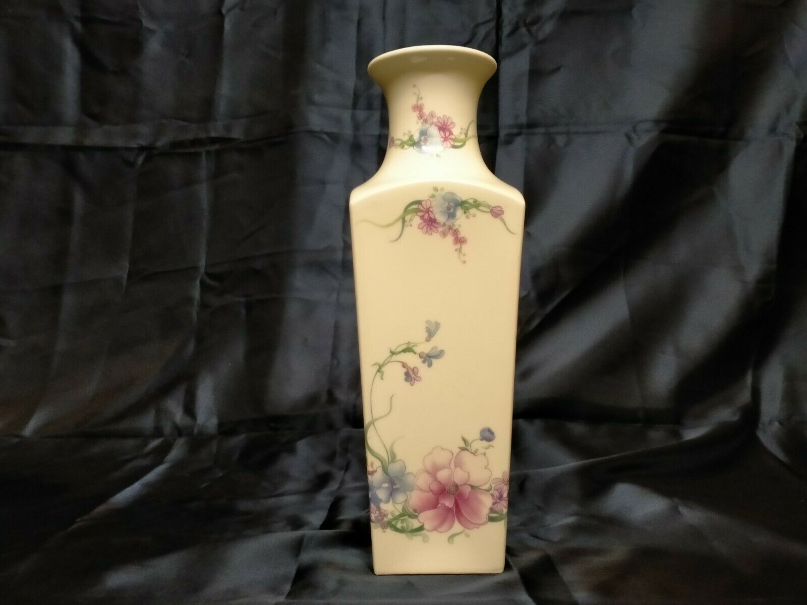 Grand Vase Royal Manufacture Limoges