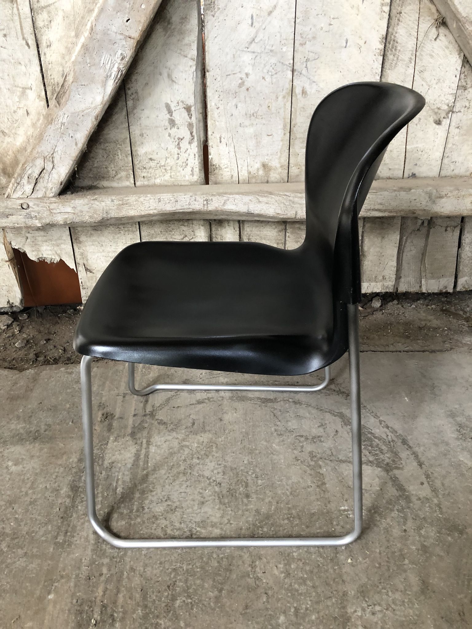 Old chair design drabert sm400k metal + plastic shell black vintage
