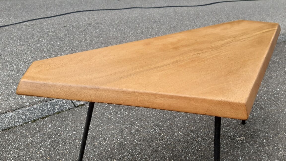 Table basse asymétrique 1950