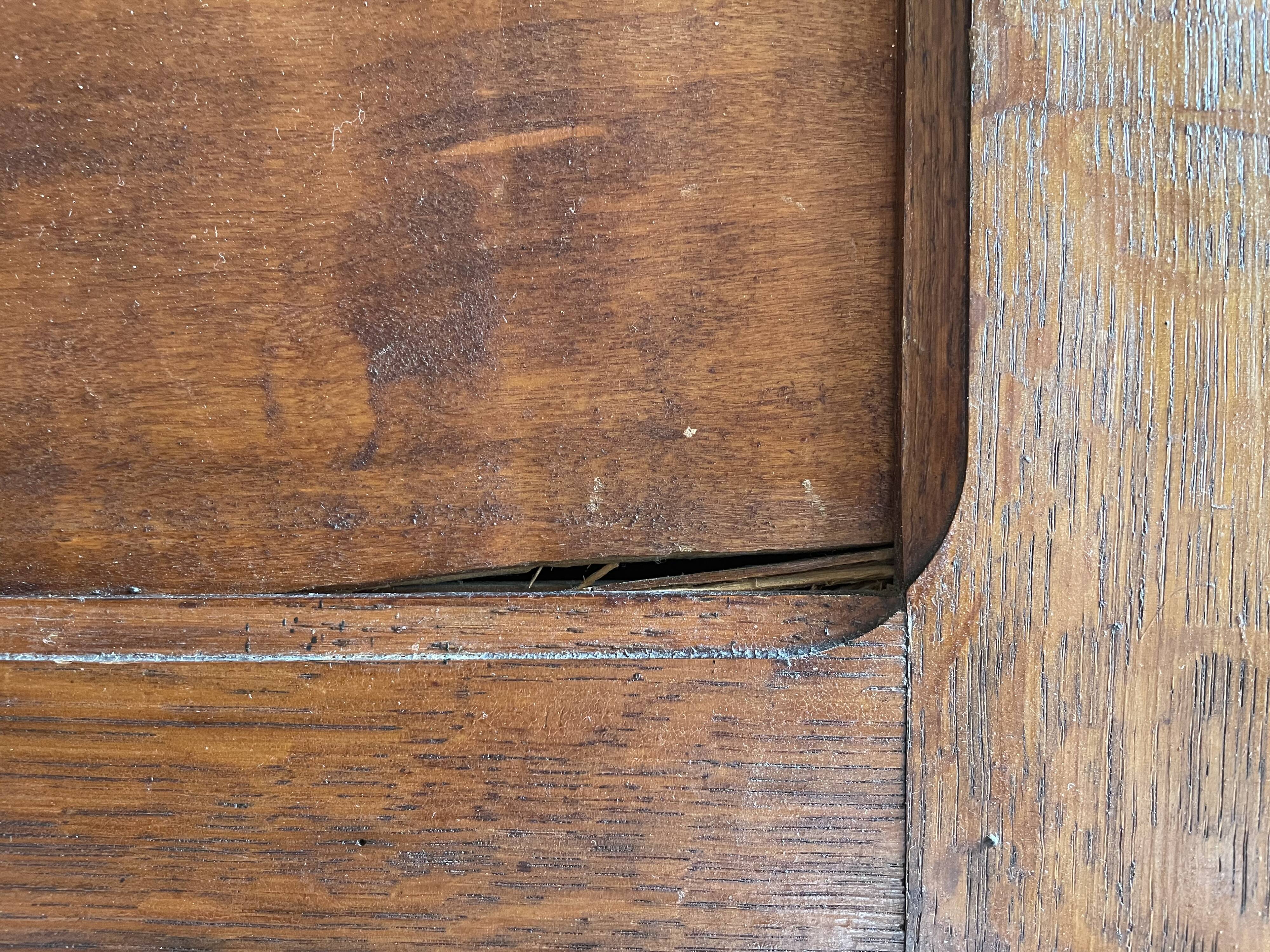 Armoire parisienne