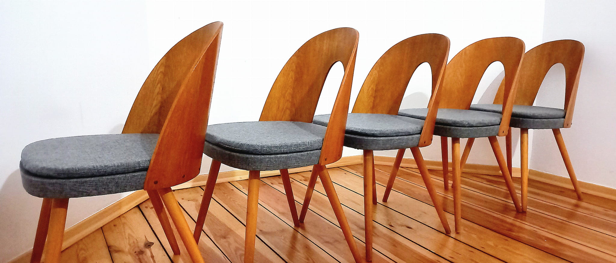 Set of five chairs, design. A. Suman, Tatra Nabytok, Czechoslovakia, 60s