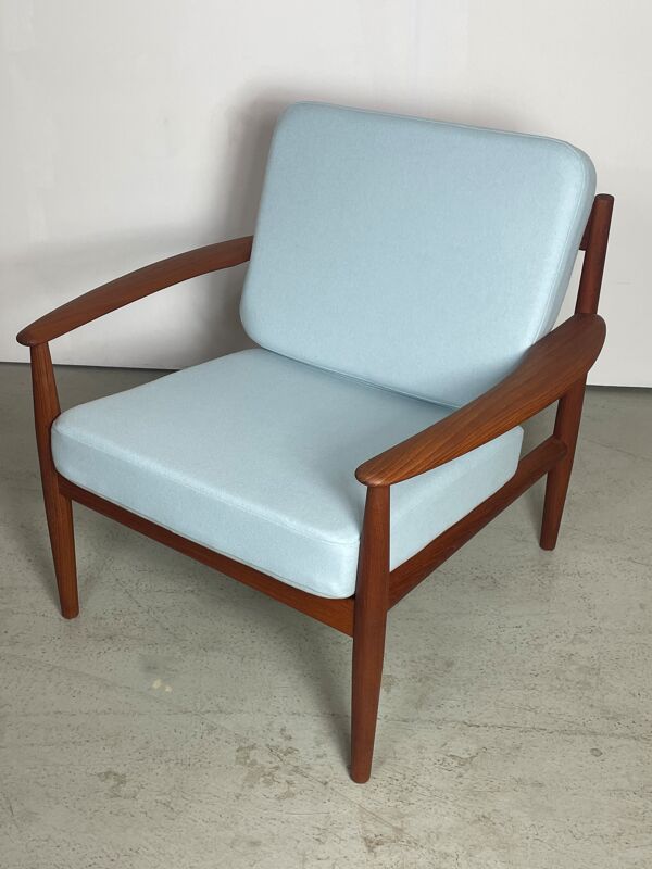 Fauteuil en teck danois par Grete Jalk années 1960