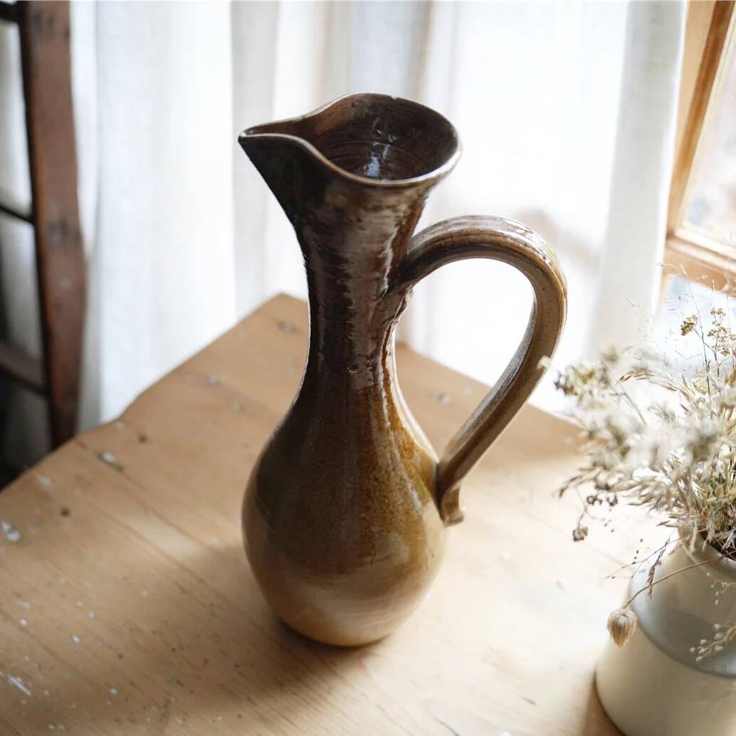 High pitcher