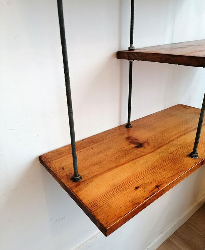 Etagère destructurée, style industriel