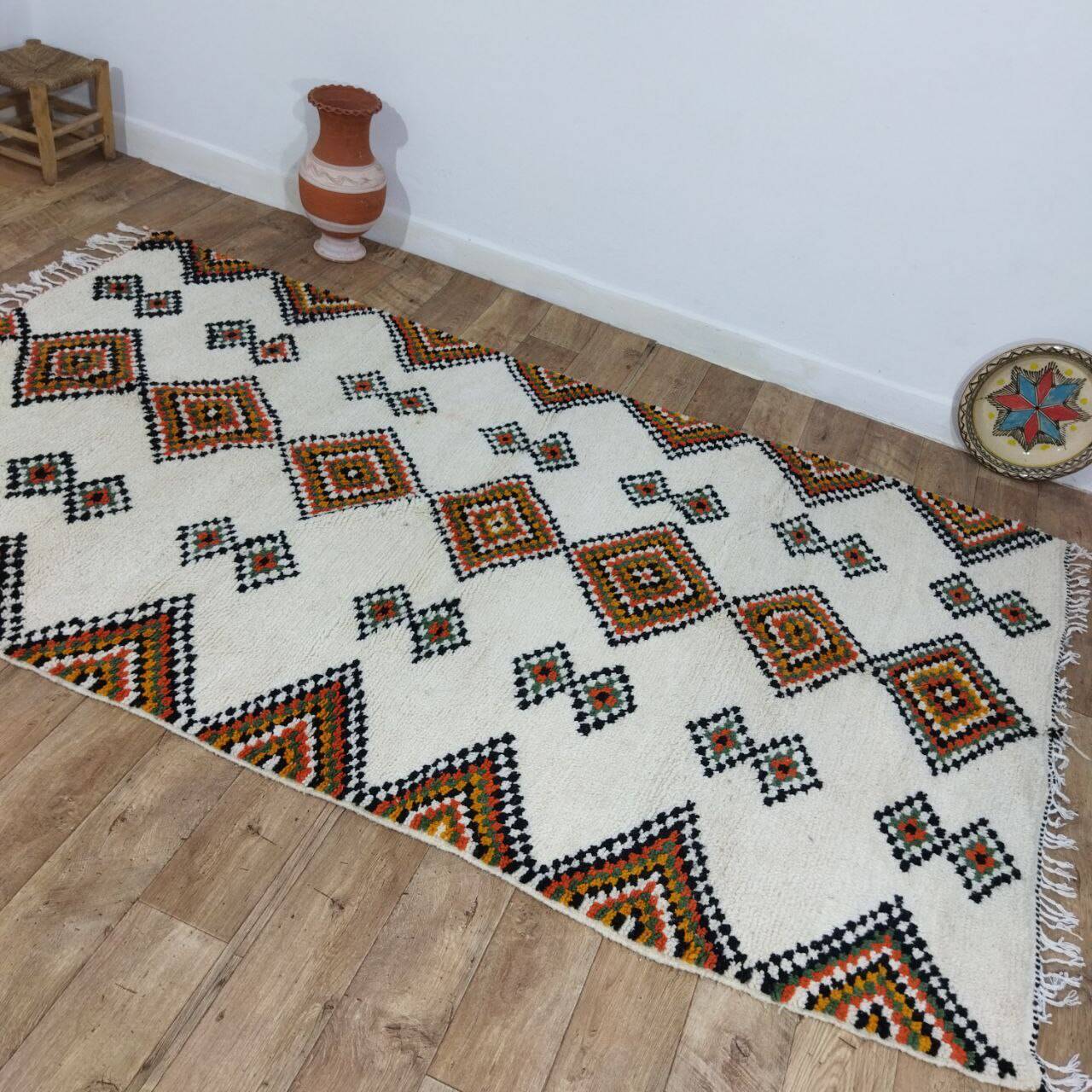 Handmade Moroccan Berber rug 275 X 165 CM