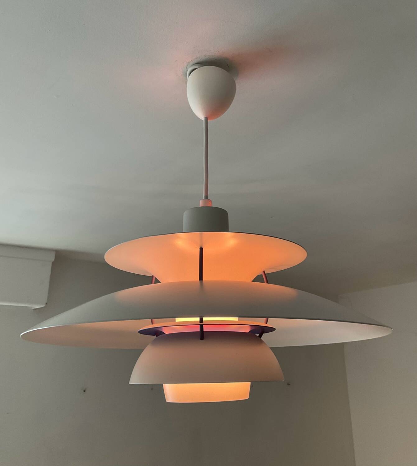 Suspension PH5 Louis Poulsen par Poul Henningsen