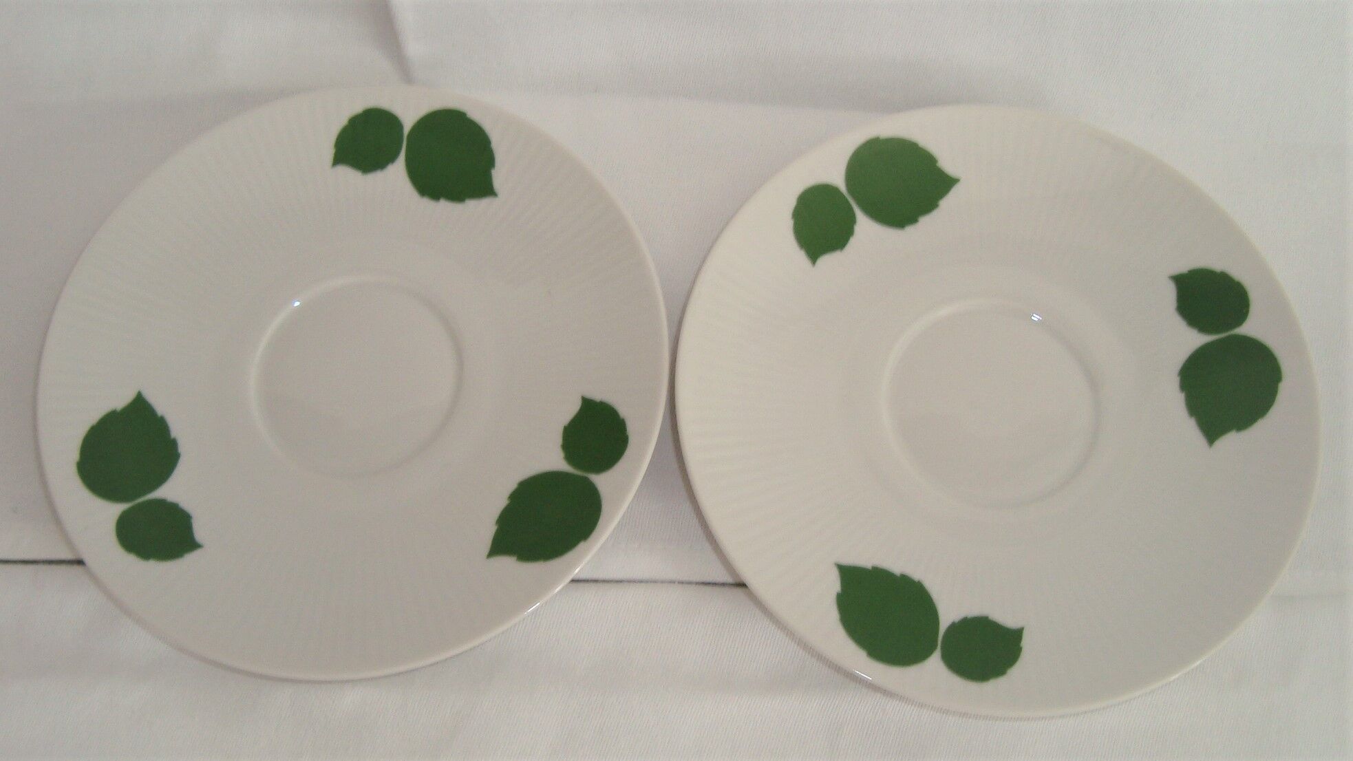 Duo cups and milk pot porcelain bavaria orange and vintage green 70