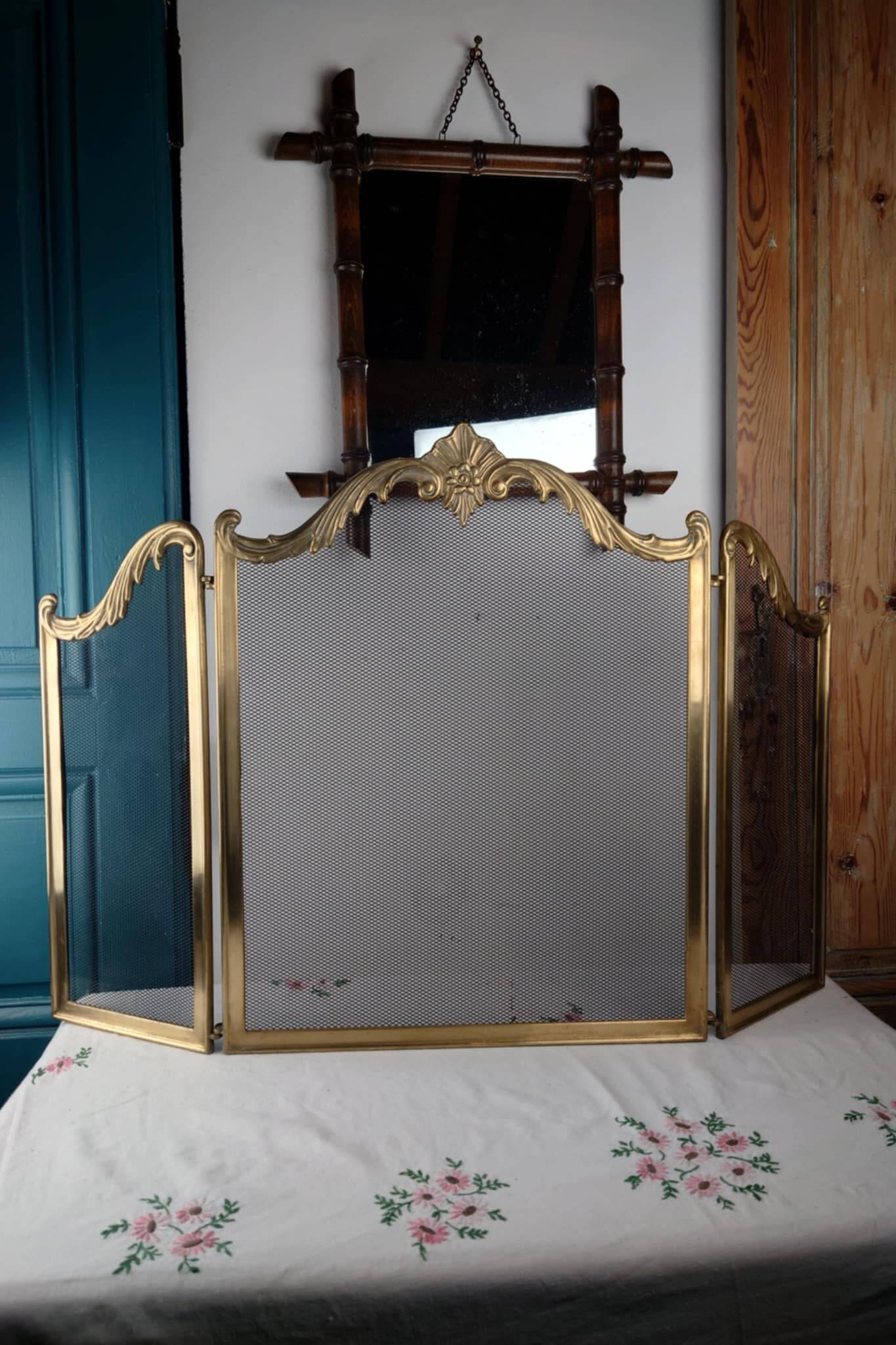 Antique Brass Fire Screen, Louis XV Style, L 83 cm / H 55 cm