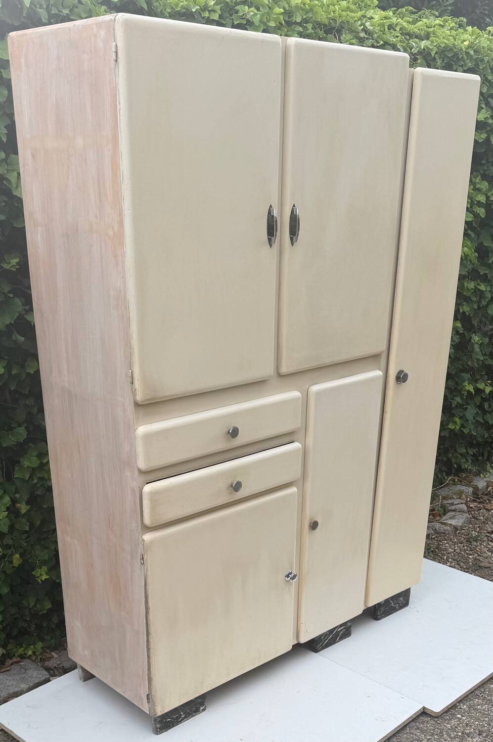 50s kitchen sideboard