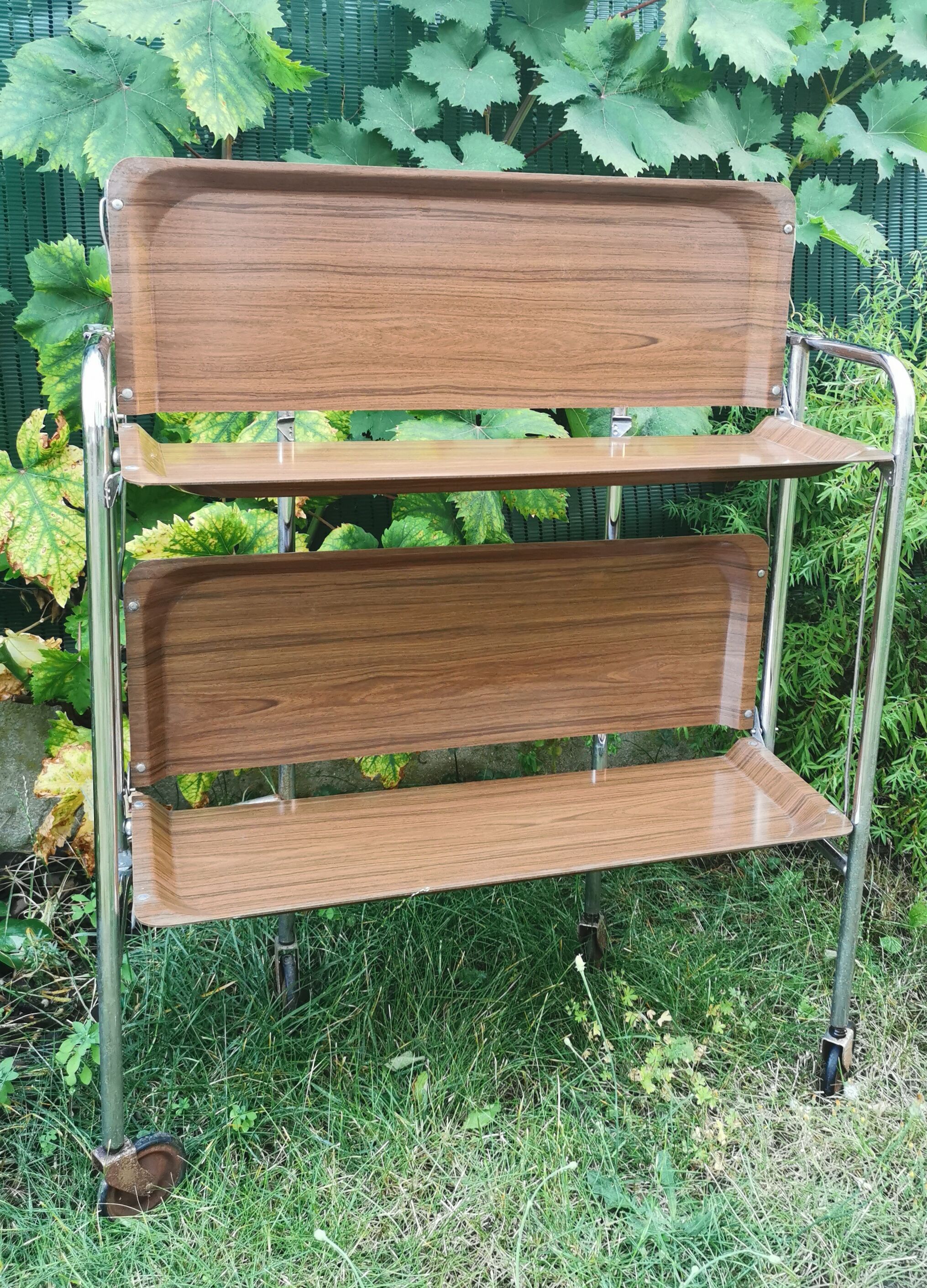 Vintage folding service