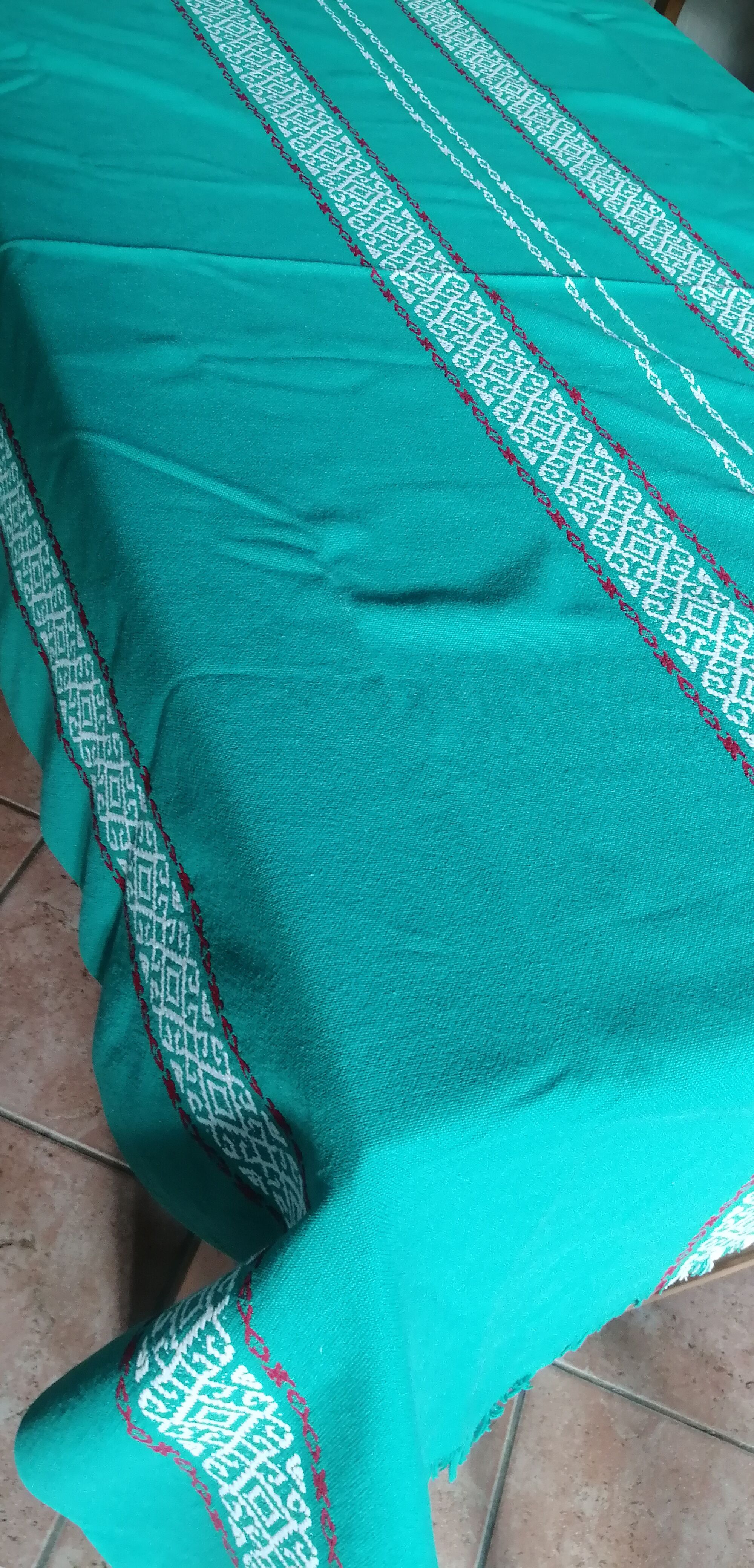 Tablecloth and 8 matching towels Old Green Basque