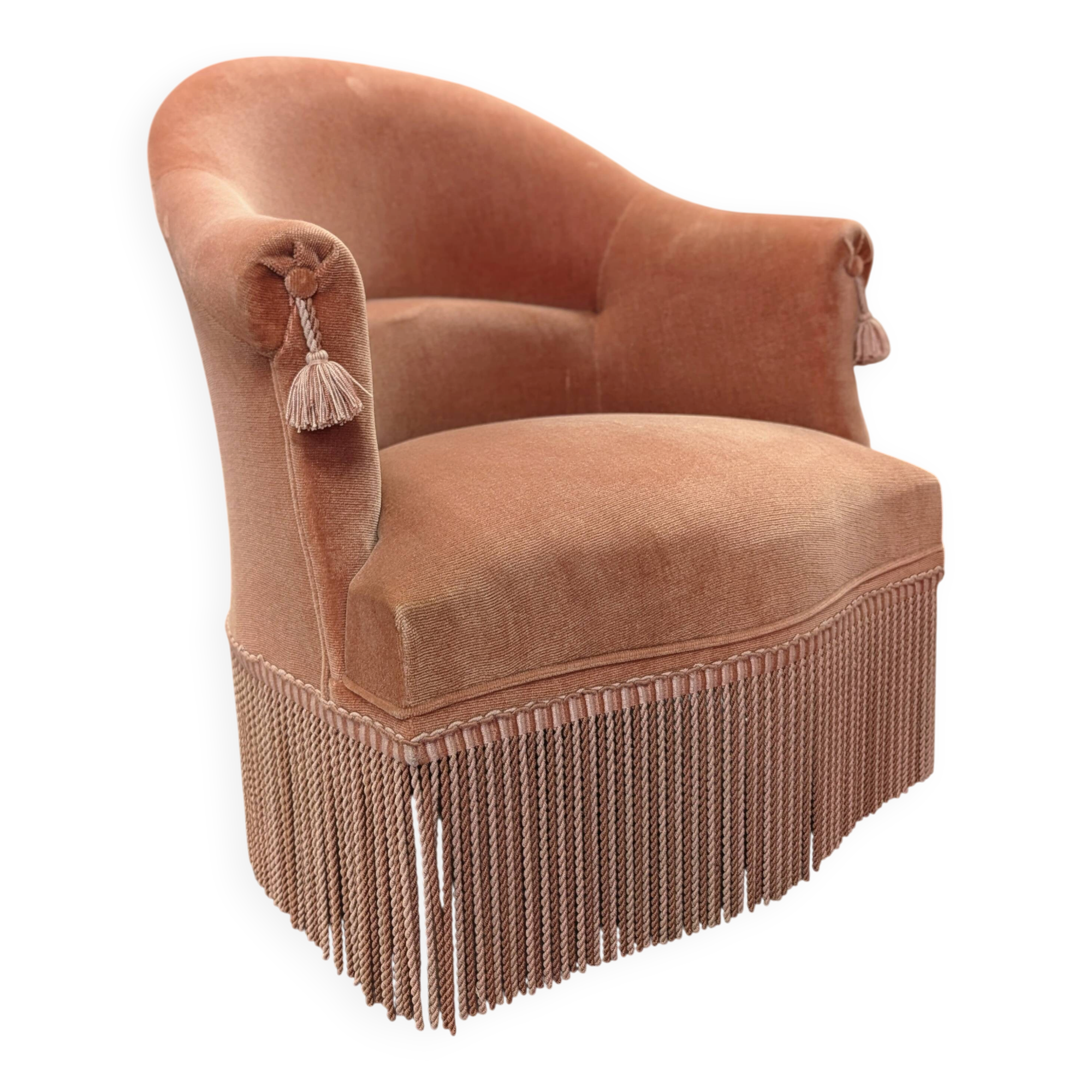 Fringed frog armchair