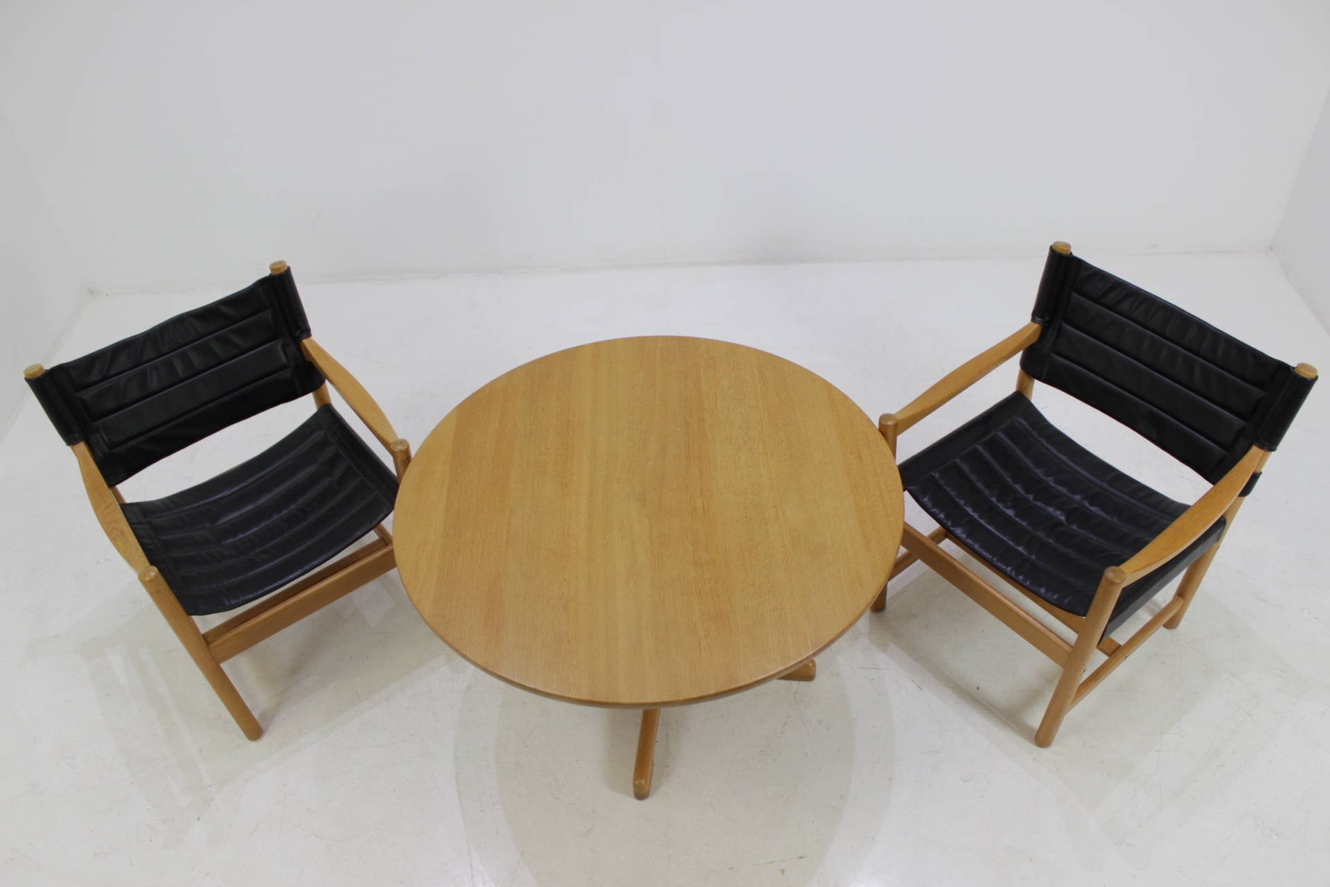 Set of Danish black leather armchairs and coffee table by ditte and adrian heath, 1960s