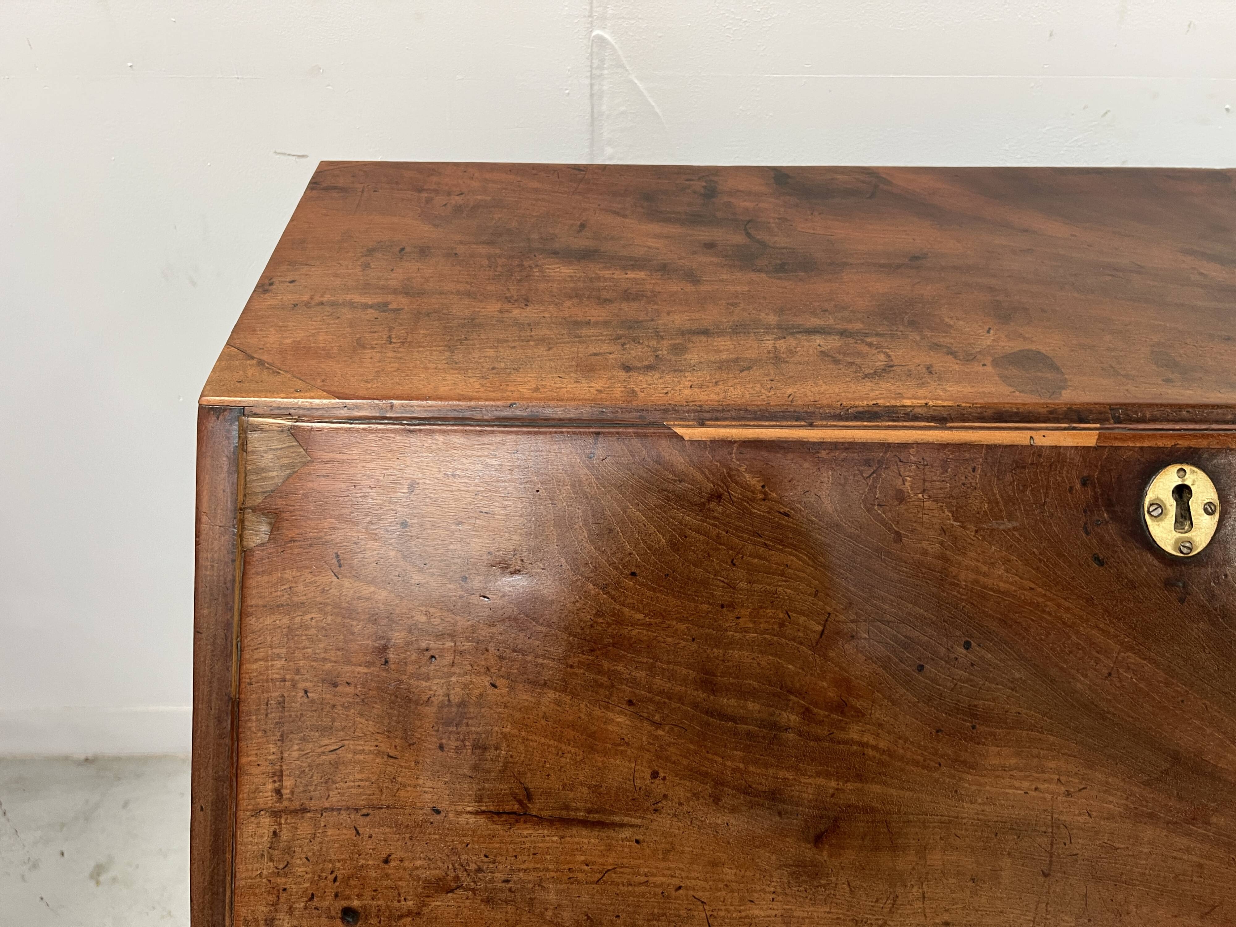 English style mahogany and veneer 19th century slope desk