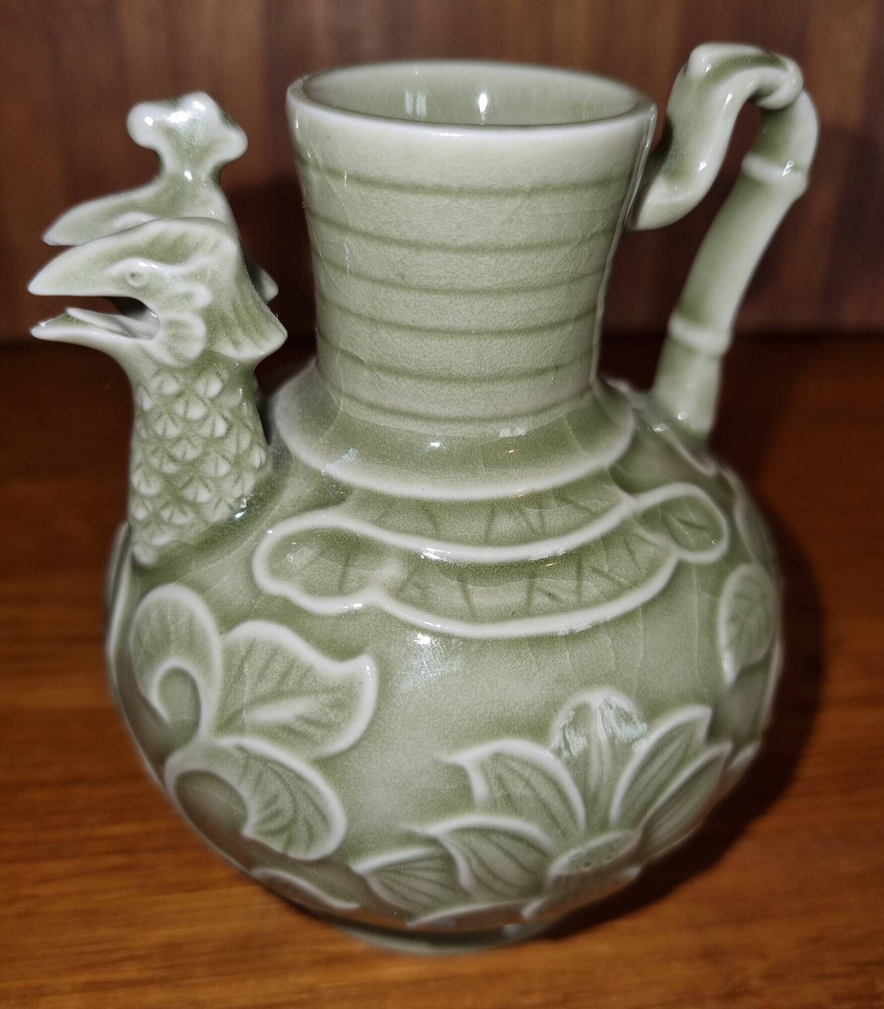 Double-headed vase reproduction in celadon ceramic, Song Dynasty, Guimet Museum.