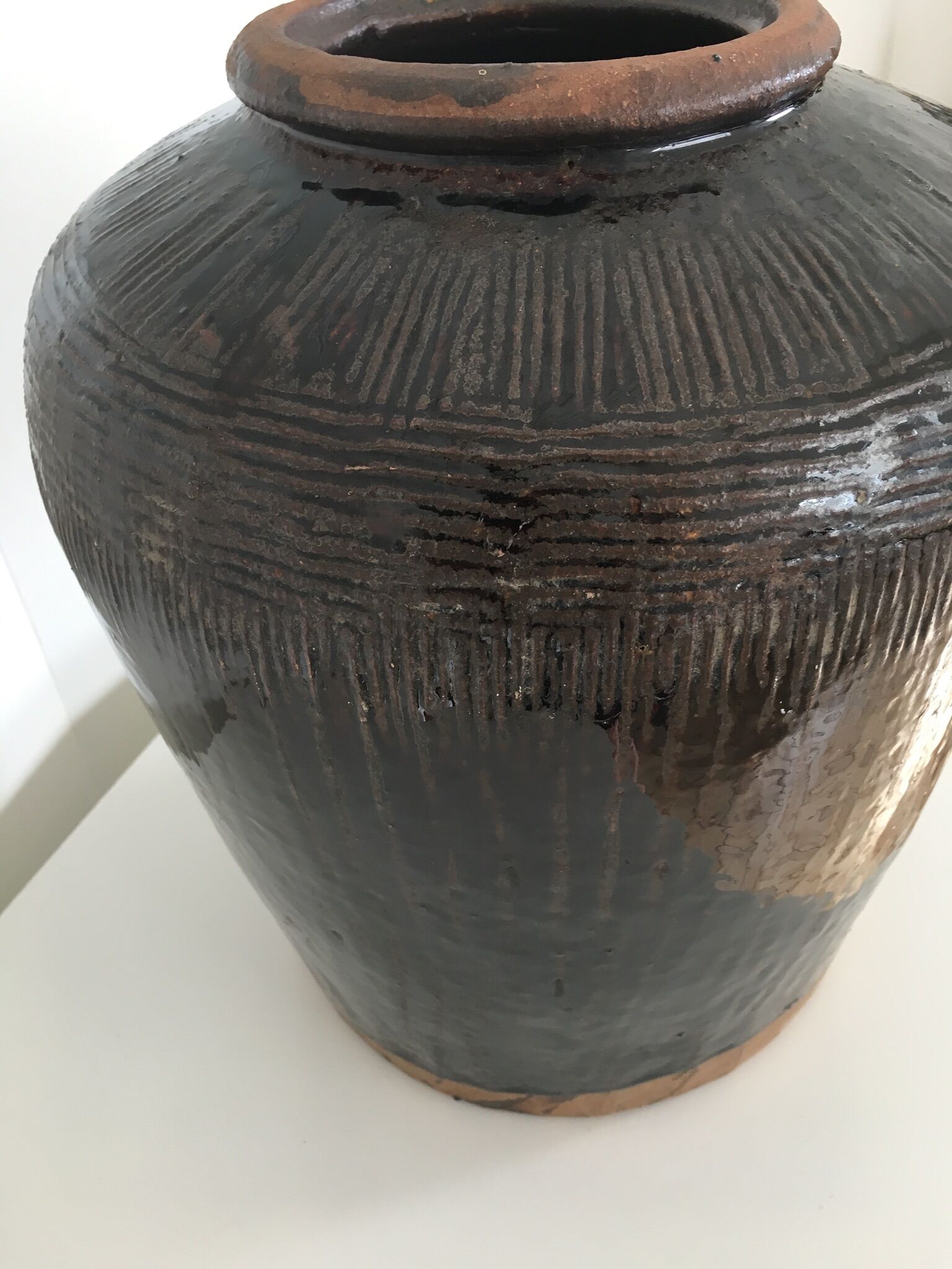 Asian jar in enamelled sandstone